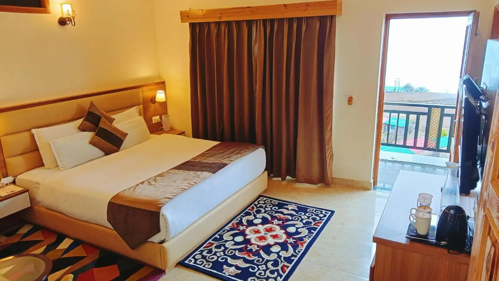 Bed in Hotel Alpine Musk