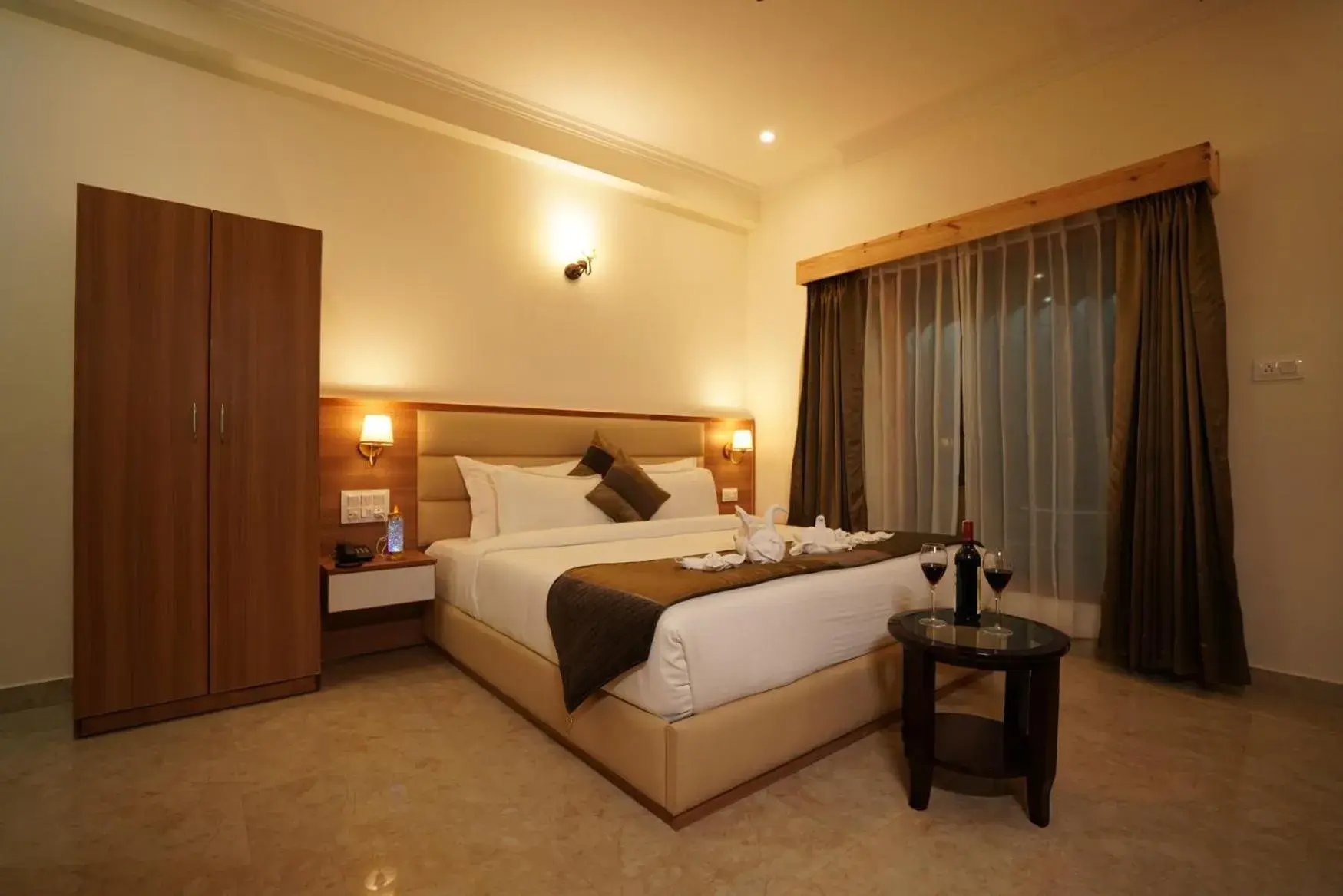 Photo of the whole room, Bed in Hotel Alpine Musk Photo of the whole room, Bed in Hotel Alpine Musk