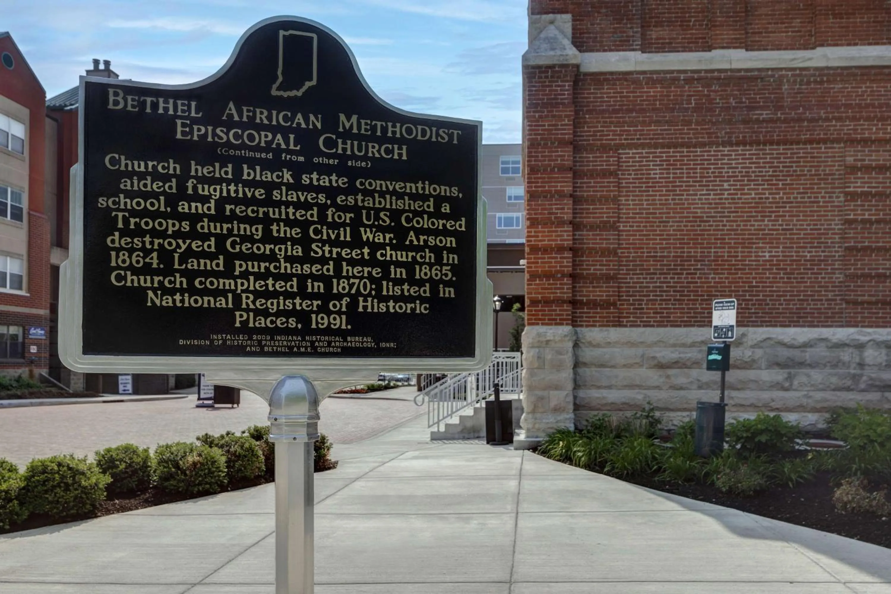 Property building in Hampton Inn Indianapolis Downtown IUPUI