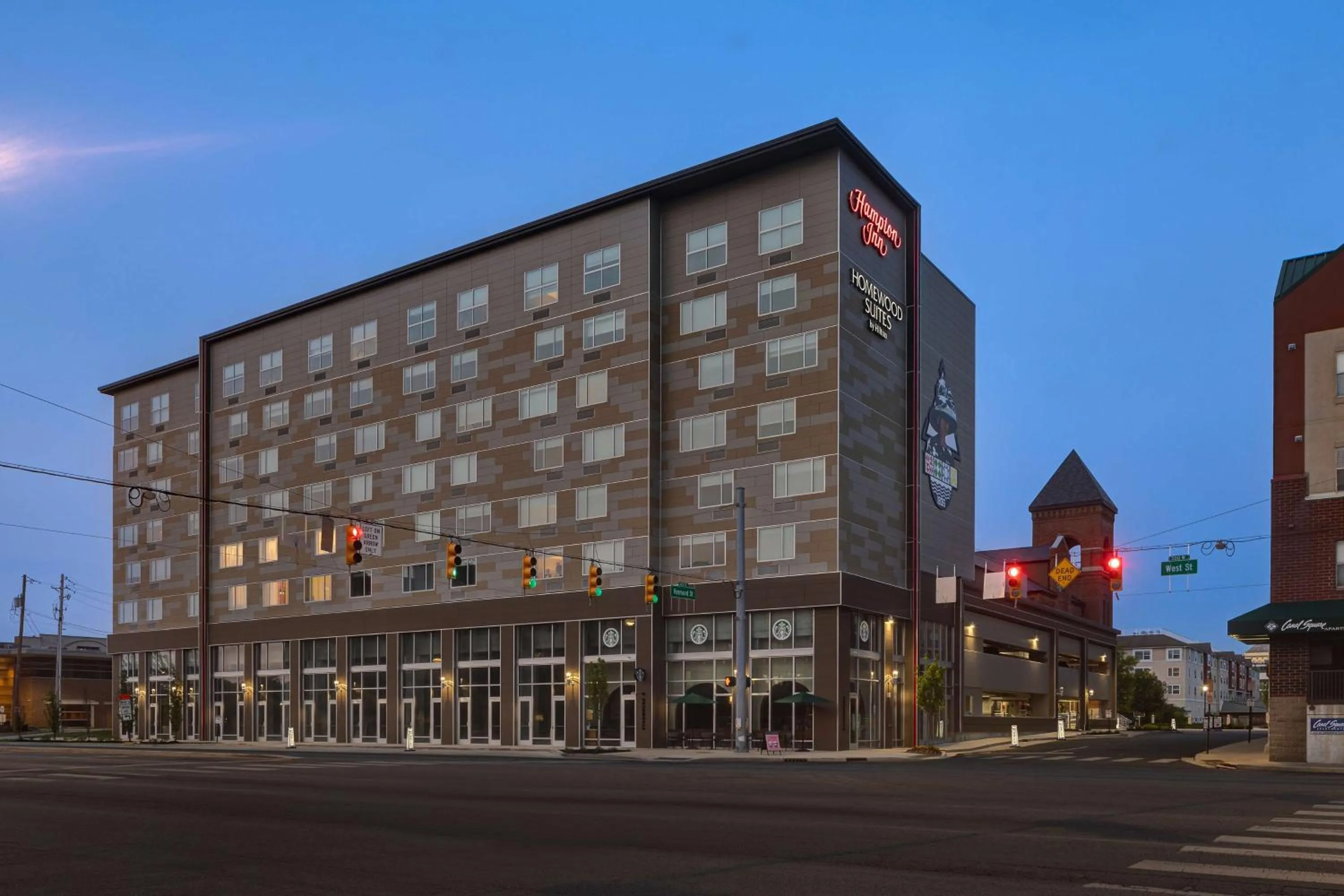Property building in Homewood Suites by Hilton Indianapolis Downtown IUPUI
