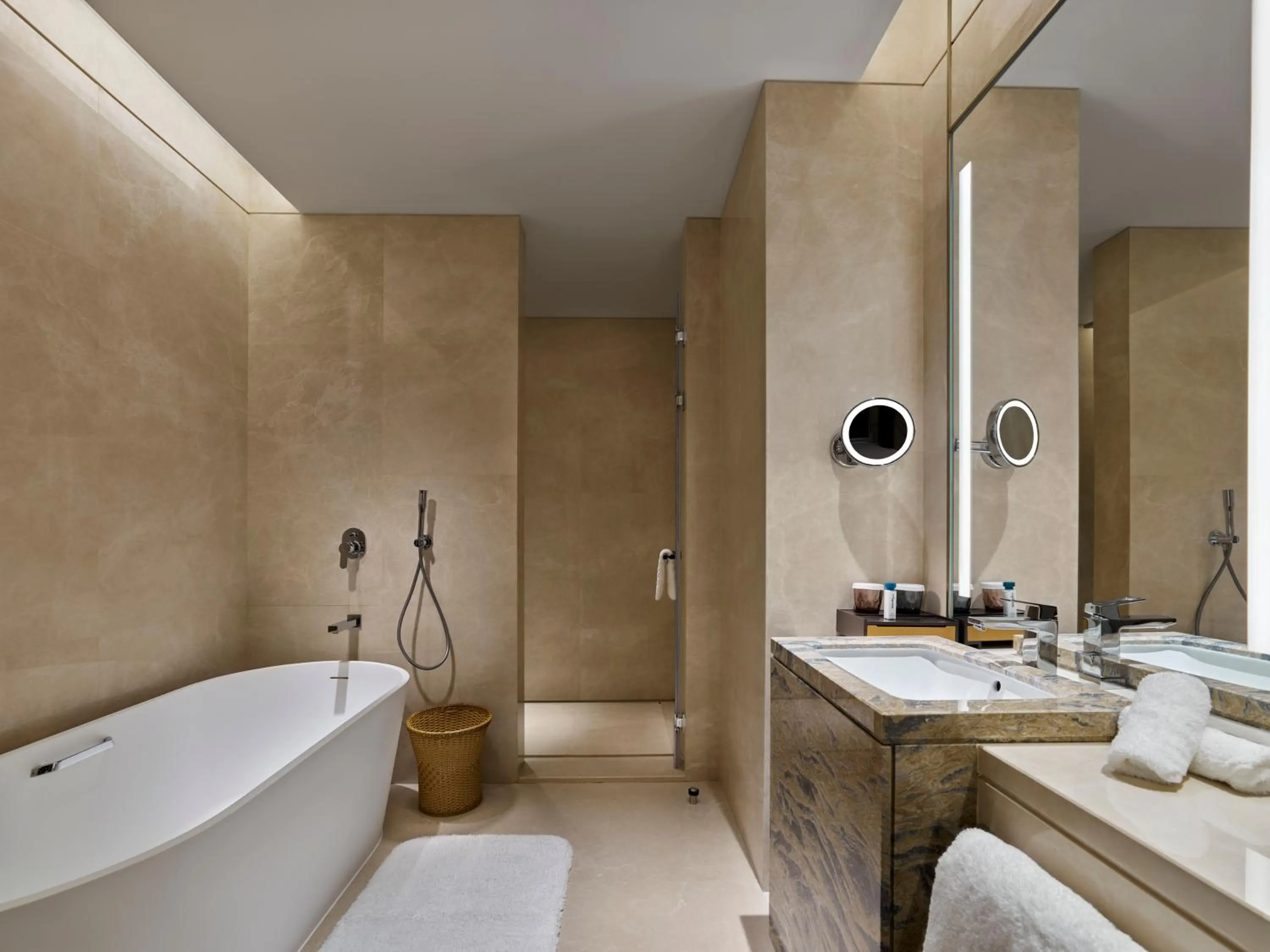 Toilet in Hilton Lanzhou City Center