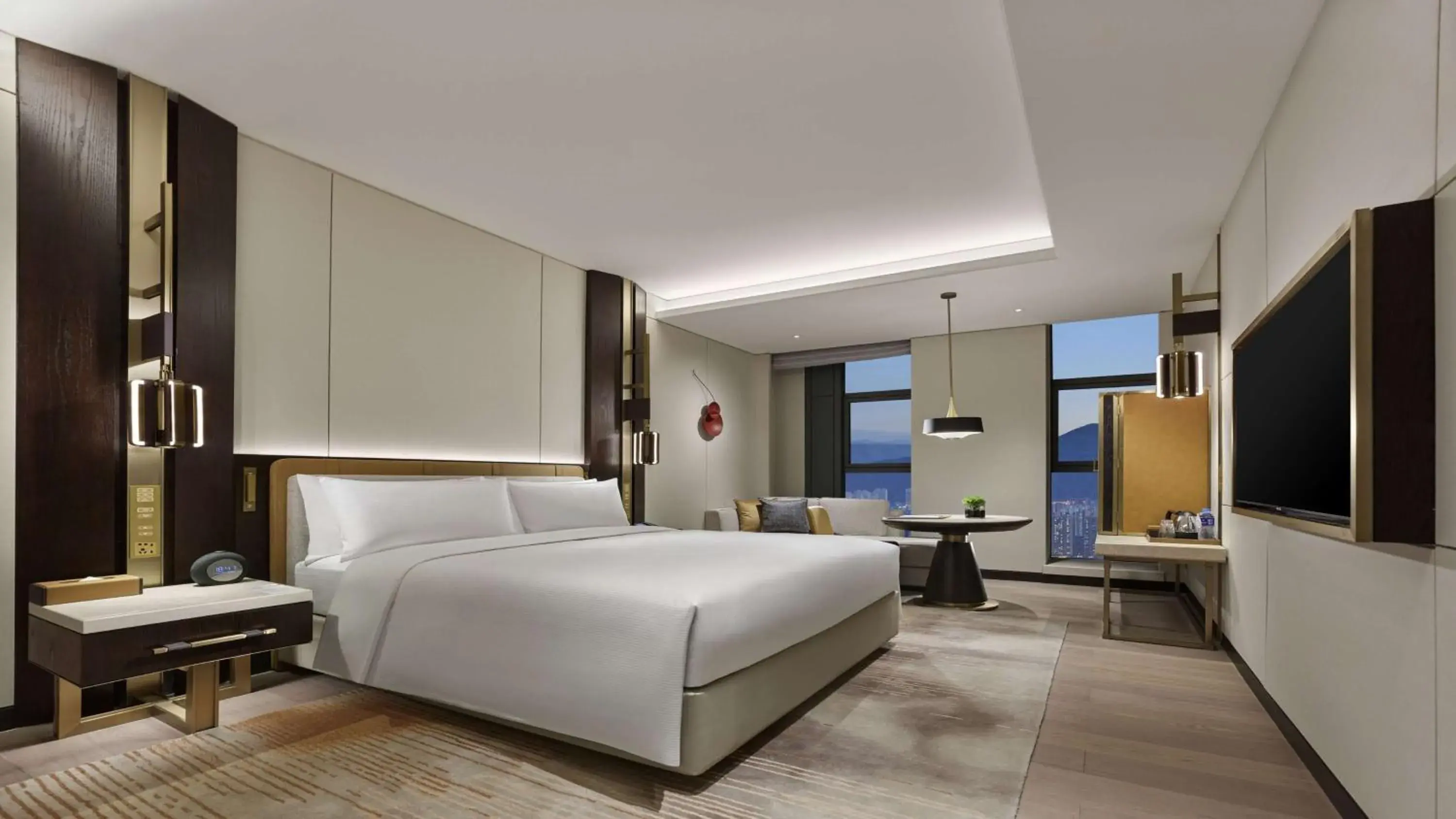 Bed in Hilton Lanzhou City Center Bed in Hilton Lanzhou City Center