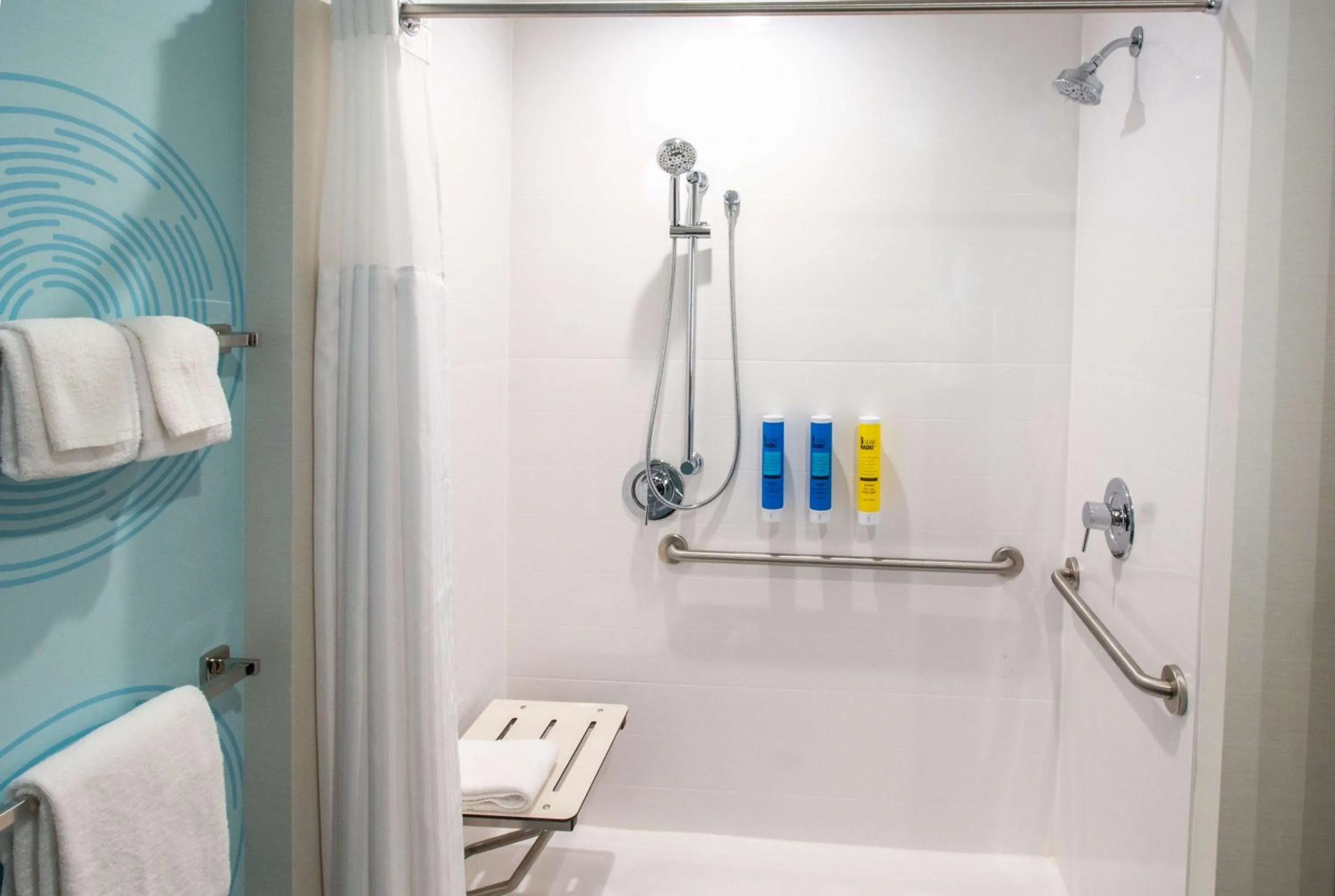 Bathroom in Tru By Hilton Niceville, Fl