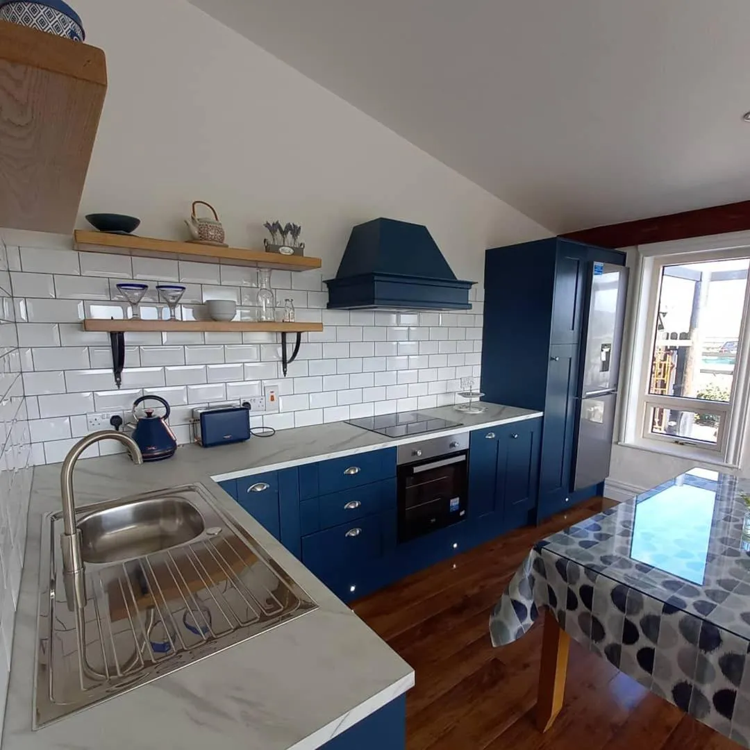 Kitchen or kitchenette in Limestone Lodge Apartment