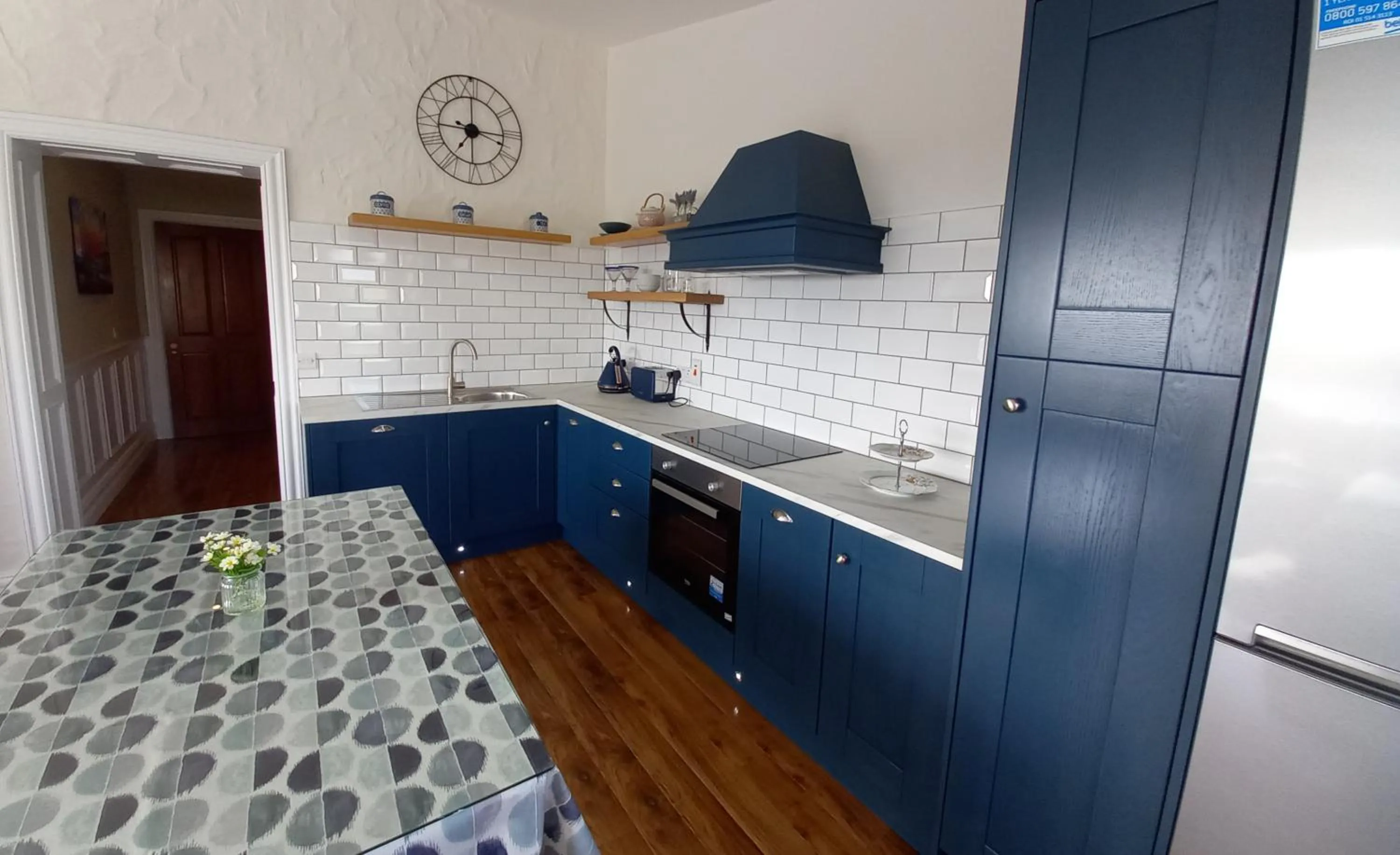 Kitchen or kitchenette in Limestone Lodge Apartment