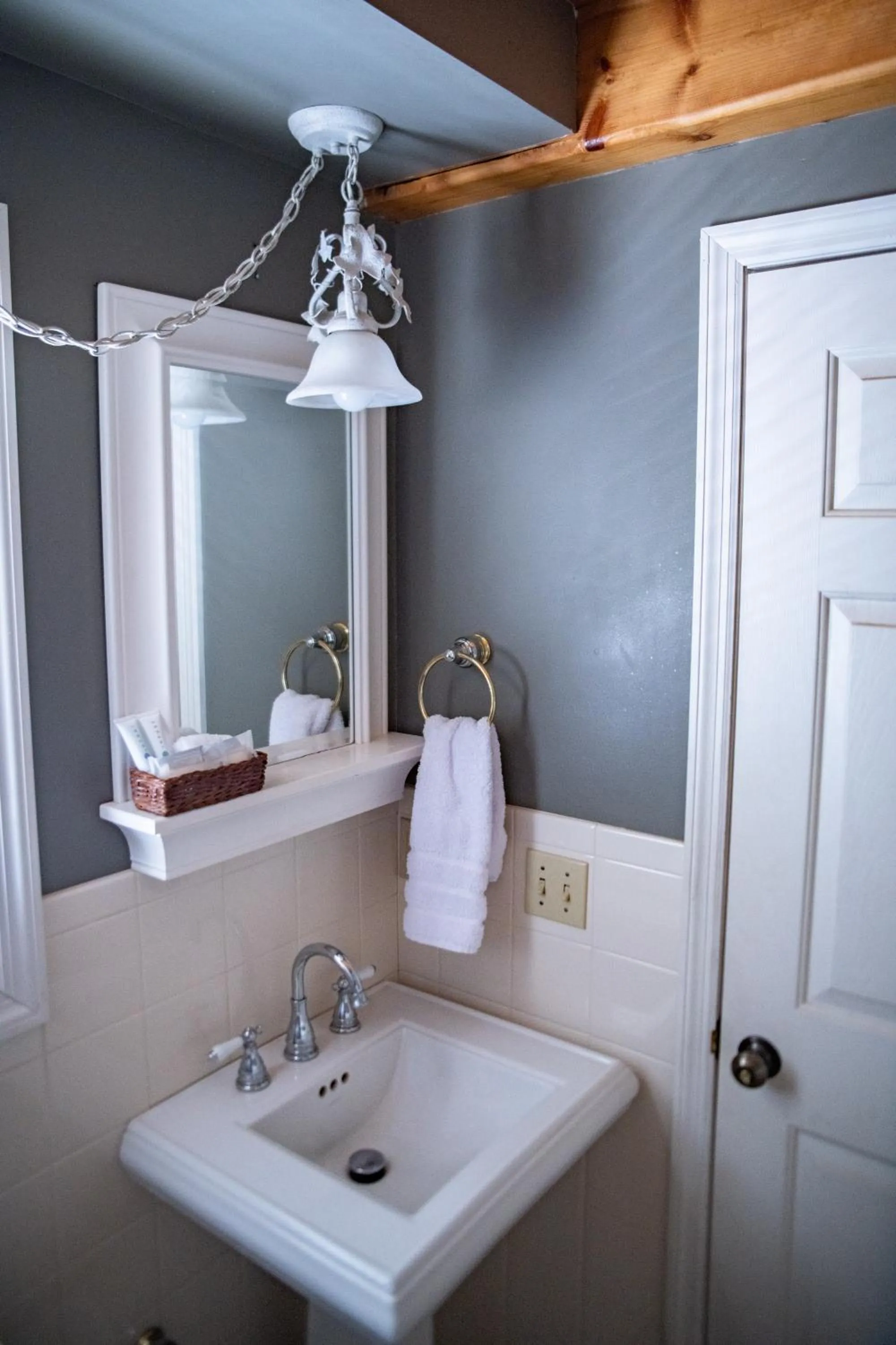 Elk River Hotel & Cafe