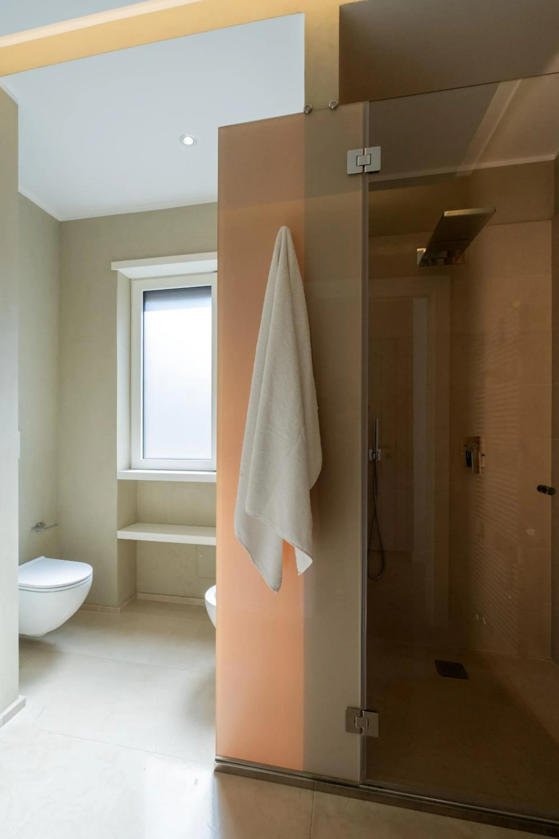 Bathroom in Abalto Suites & Rooms