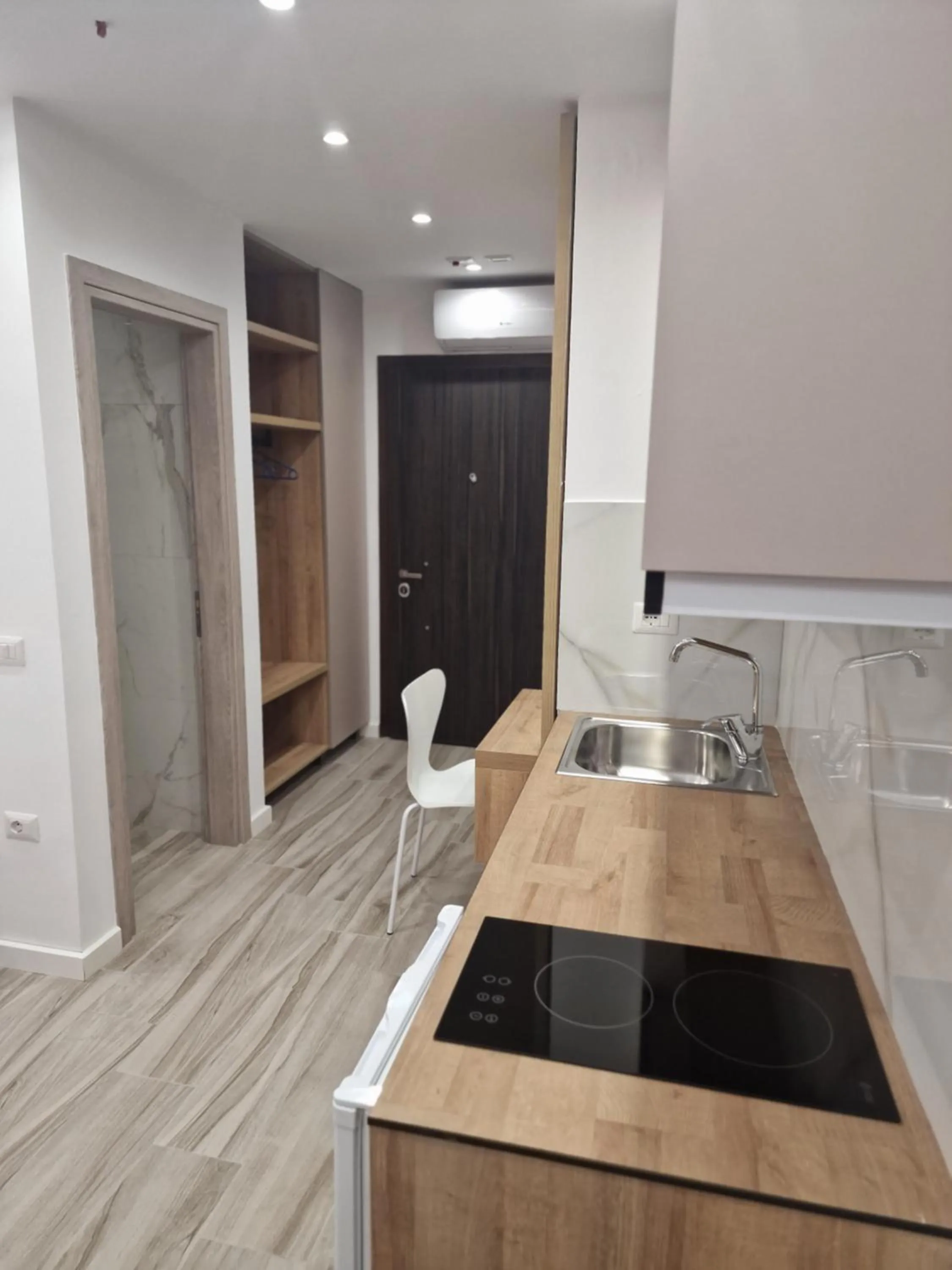 Kitchen or kitchenette in Joanna Suites