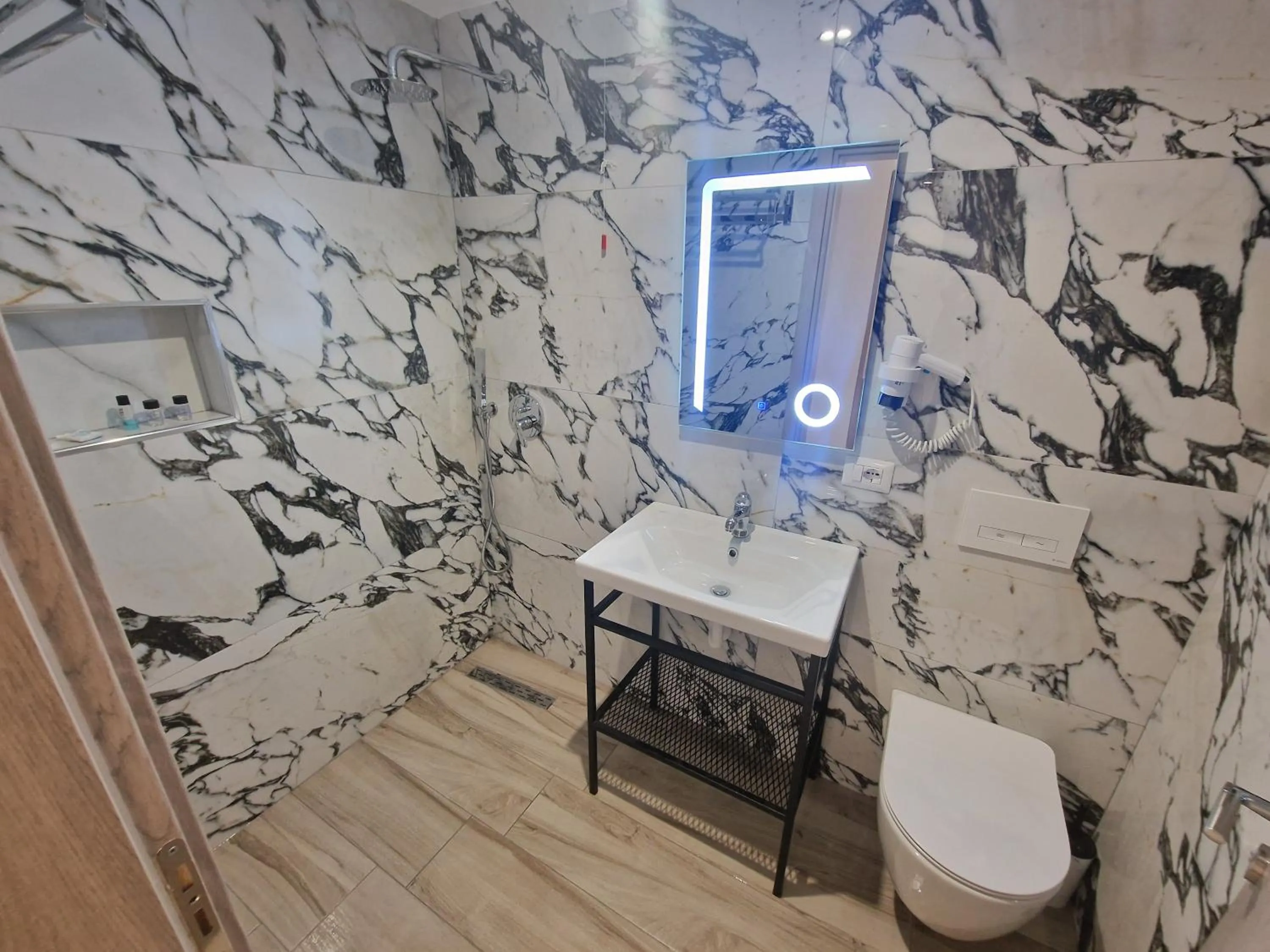 Bathroom in Joanna Suites