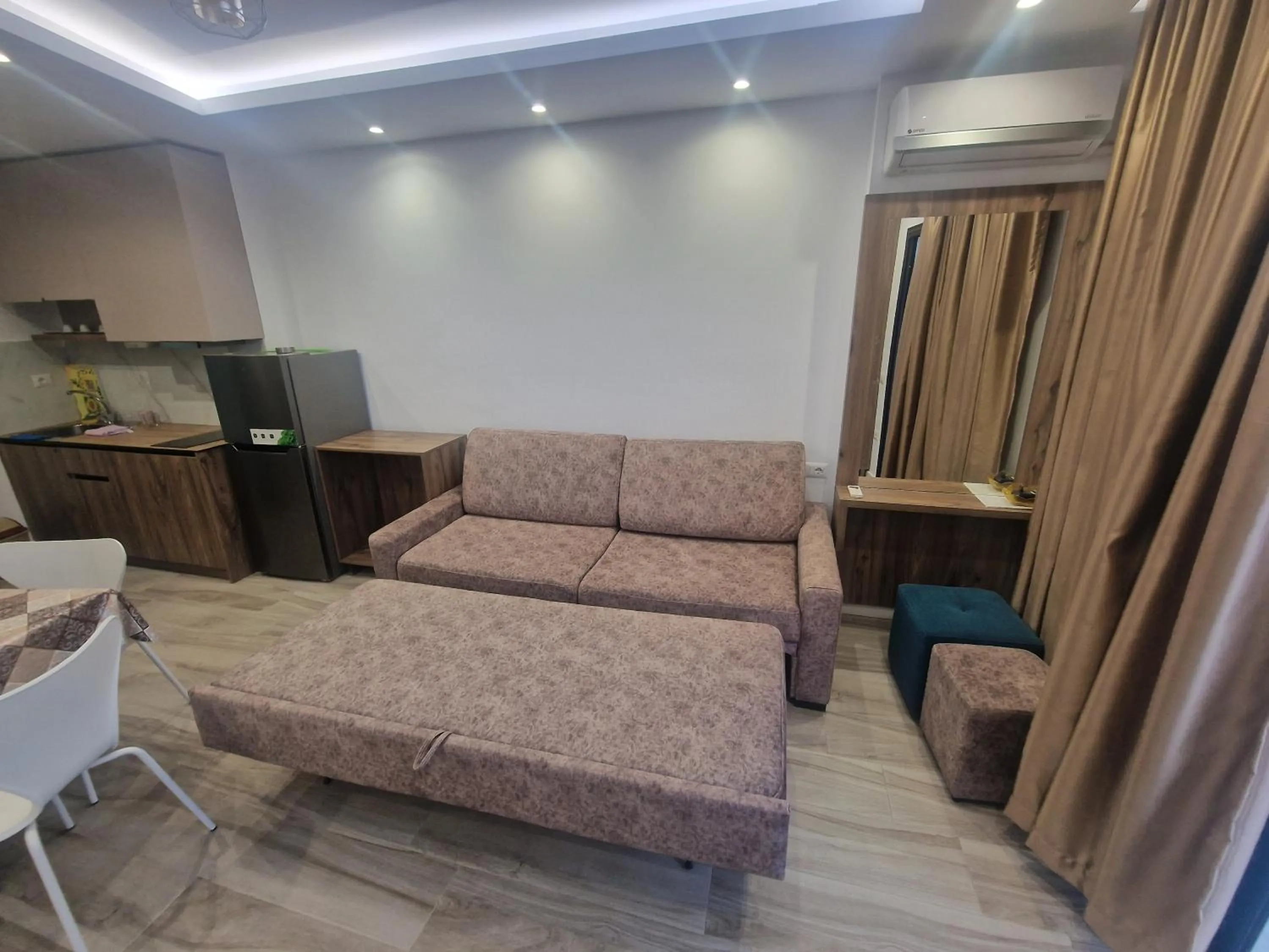 Seating area in Joanna Suites