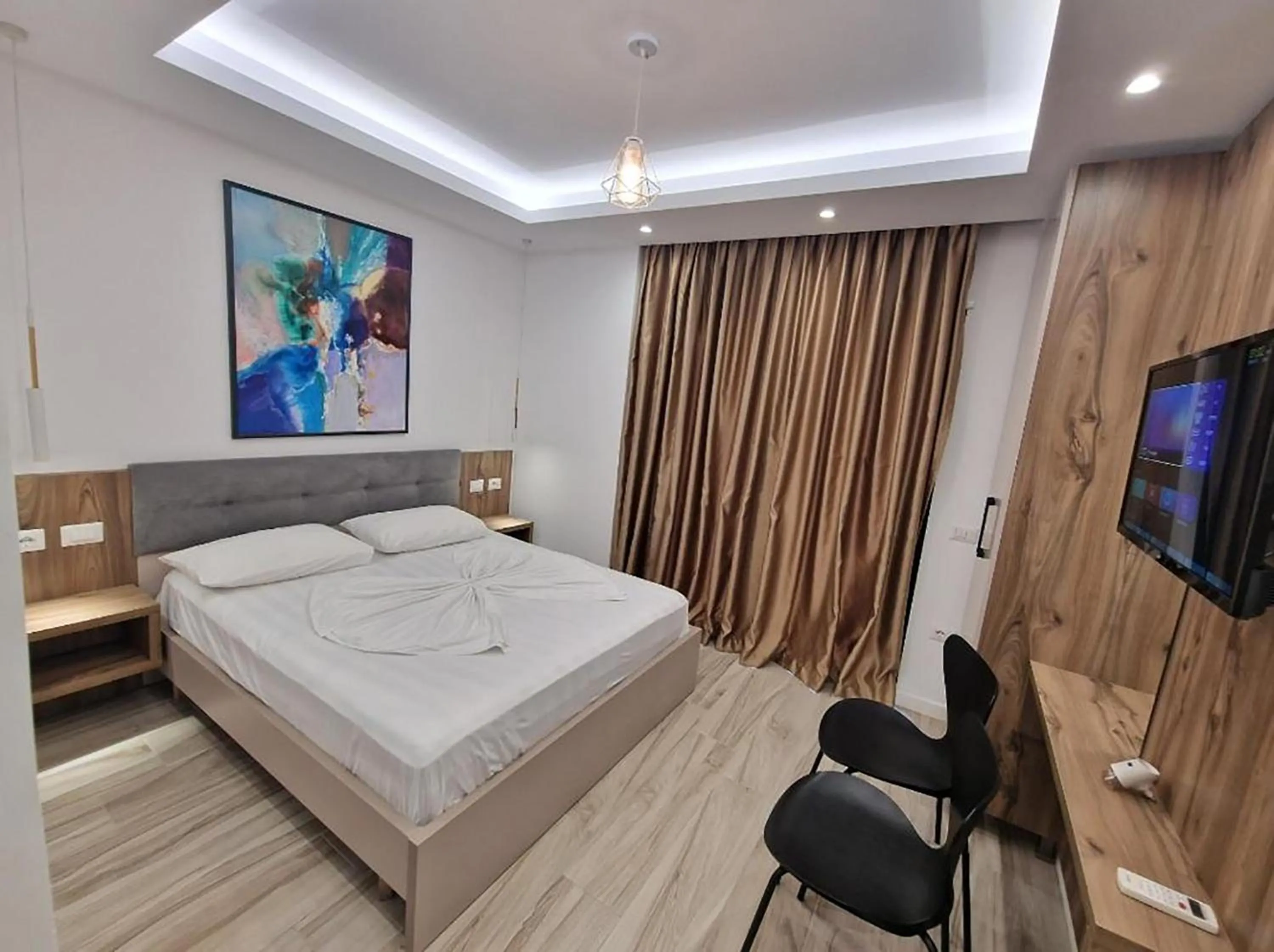 Bed in Joanna Suites