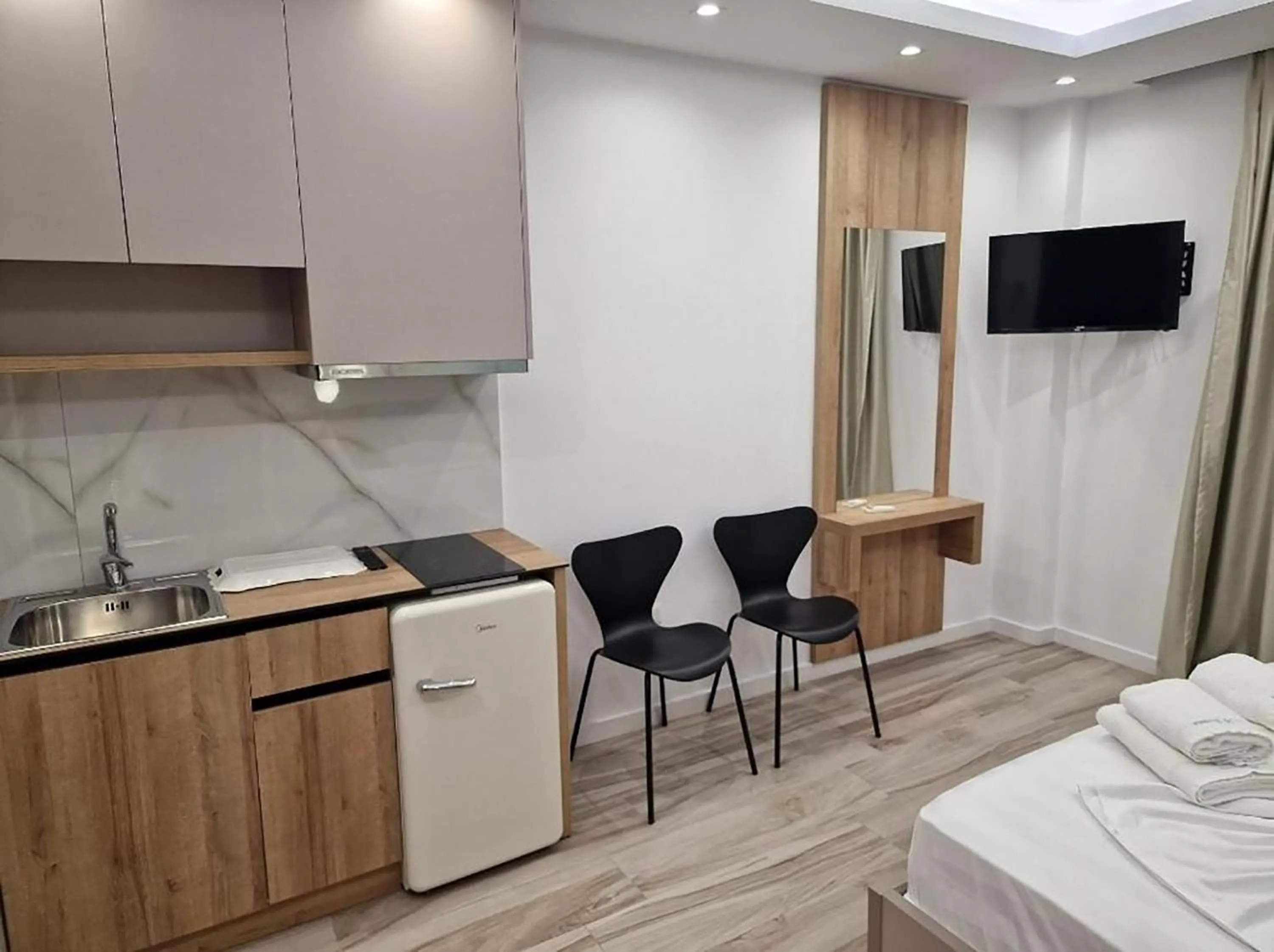 Bed in Joanna Suites