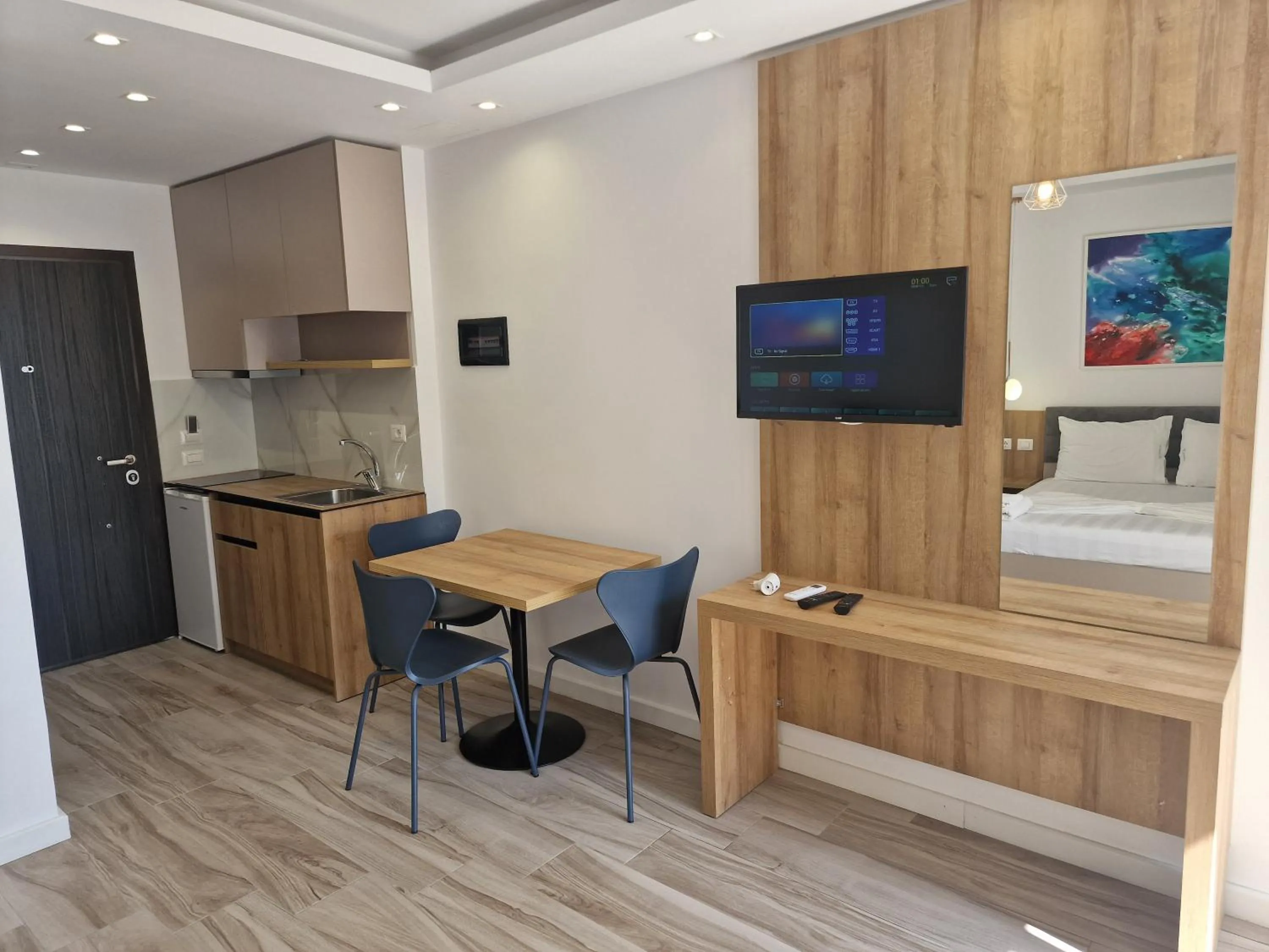 Kitchen or kitchenette in Joanna Suites