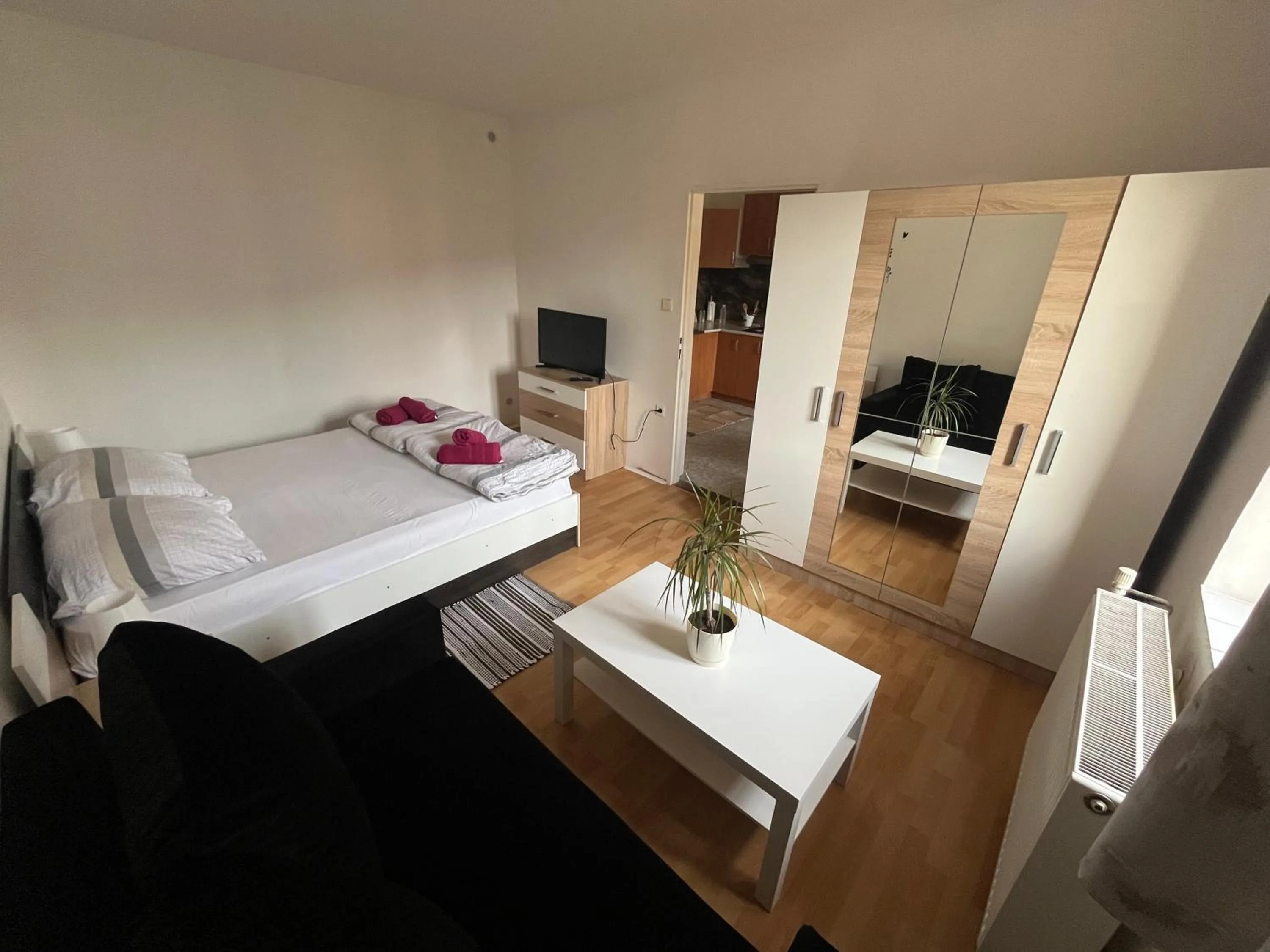 Bedroom, Bed in H@M Penzion