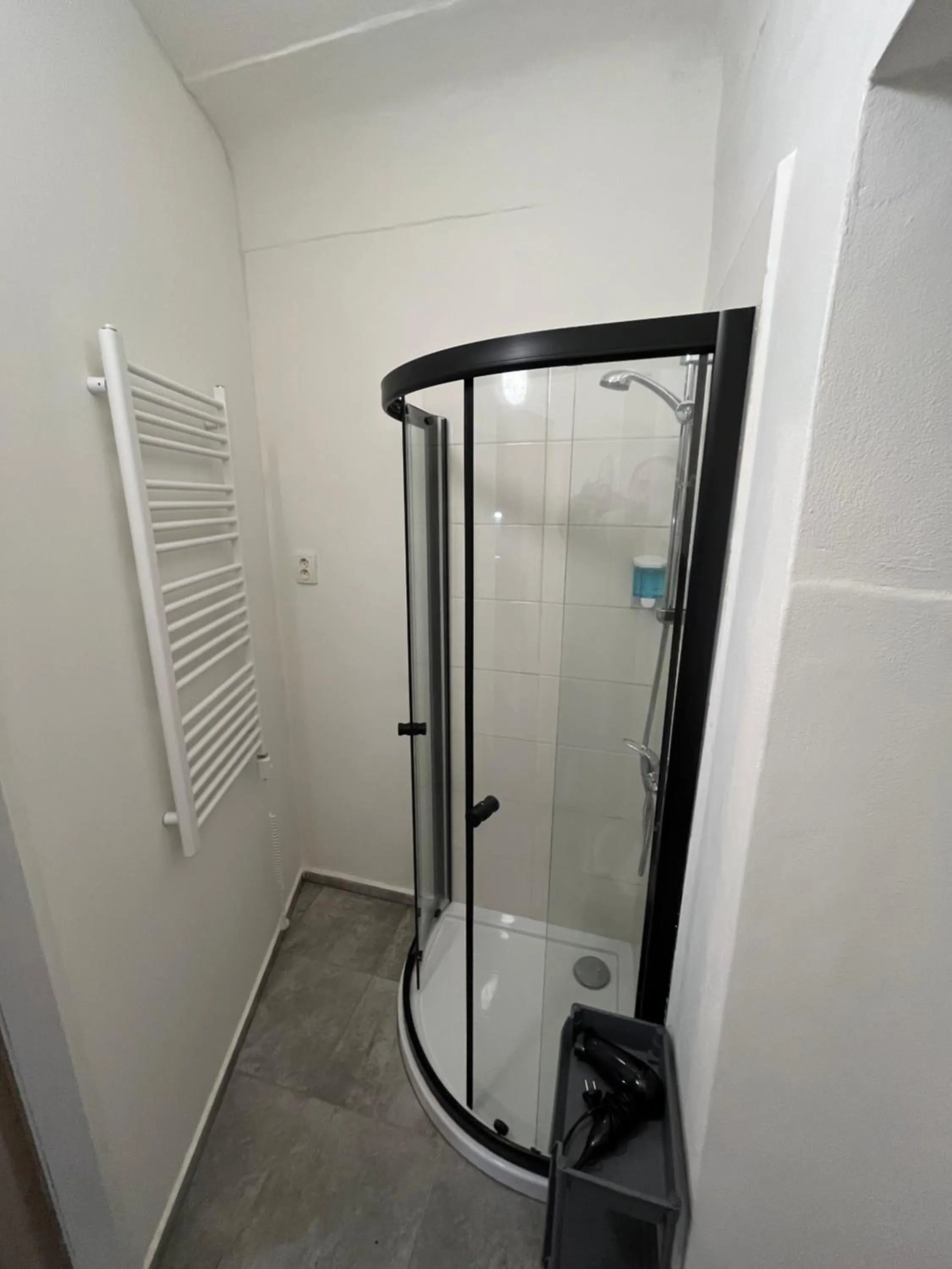 Shower in H@M Penzion