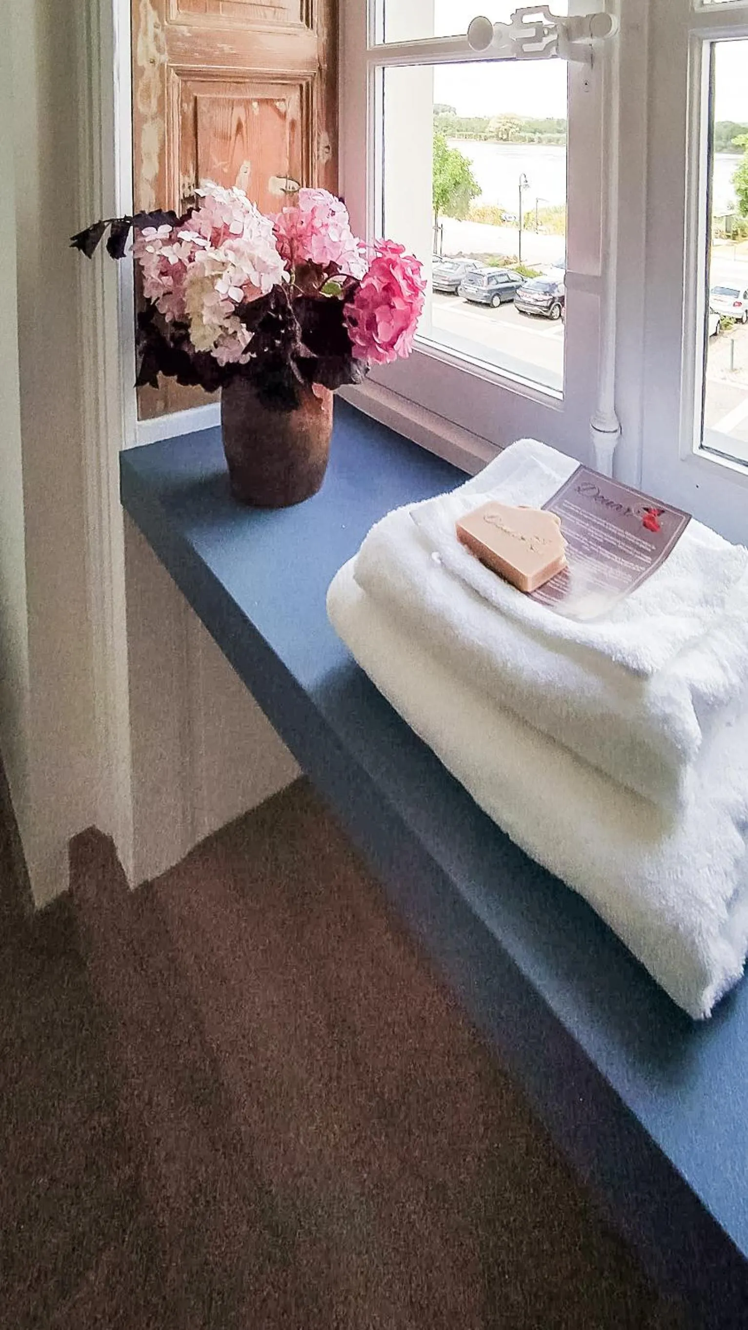 Photo of the whole room in La Houache Chambres d'Hôtes