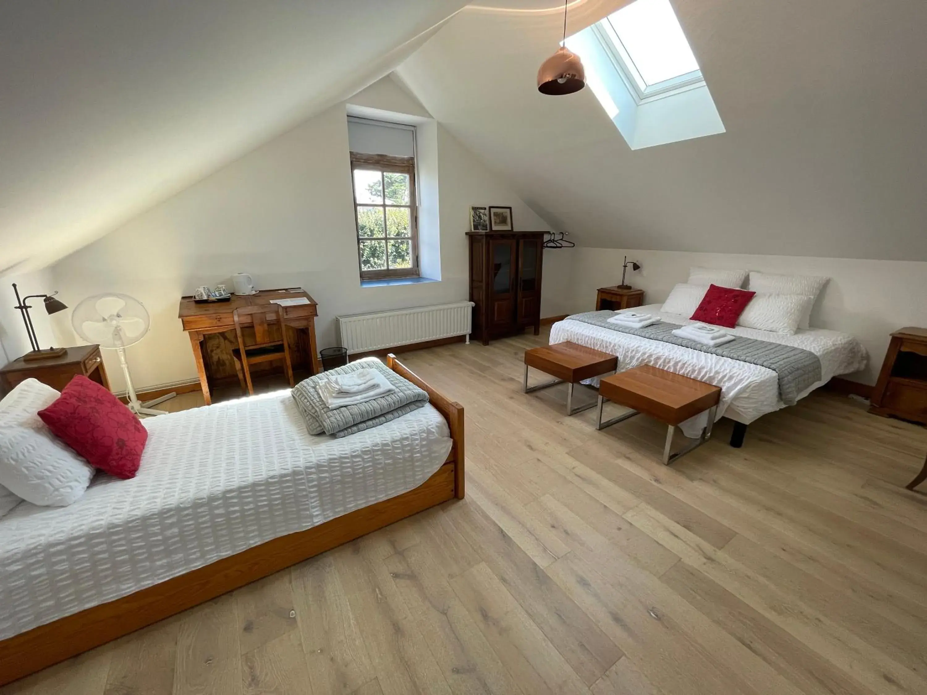 Family Room with Private Bathroom in La Houache Chambres d'Hôtes Family Room with Private Bathroom in La Houache Chambres d'Hôtes