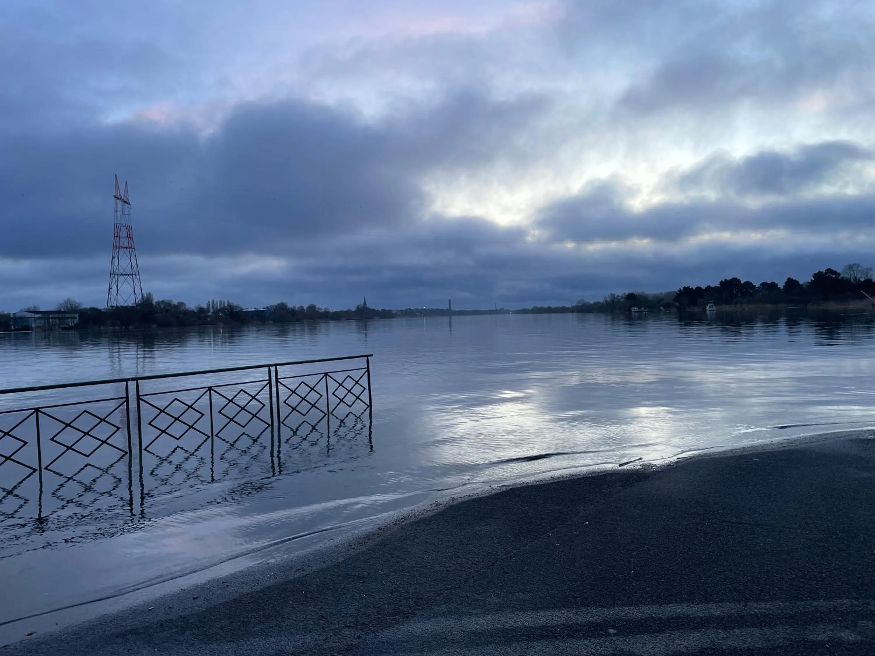 River view in La Houache Chambres d'Hôtes