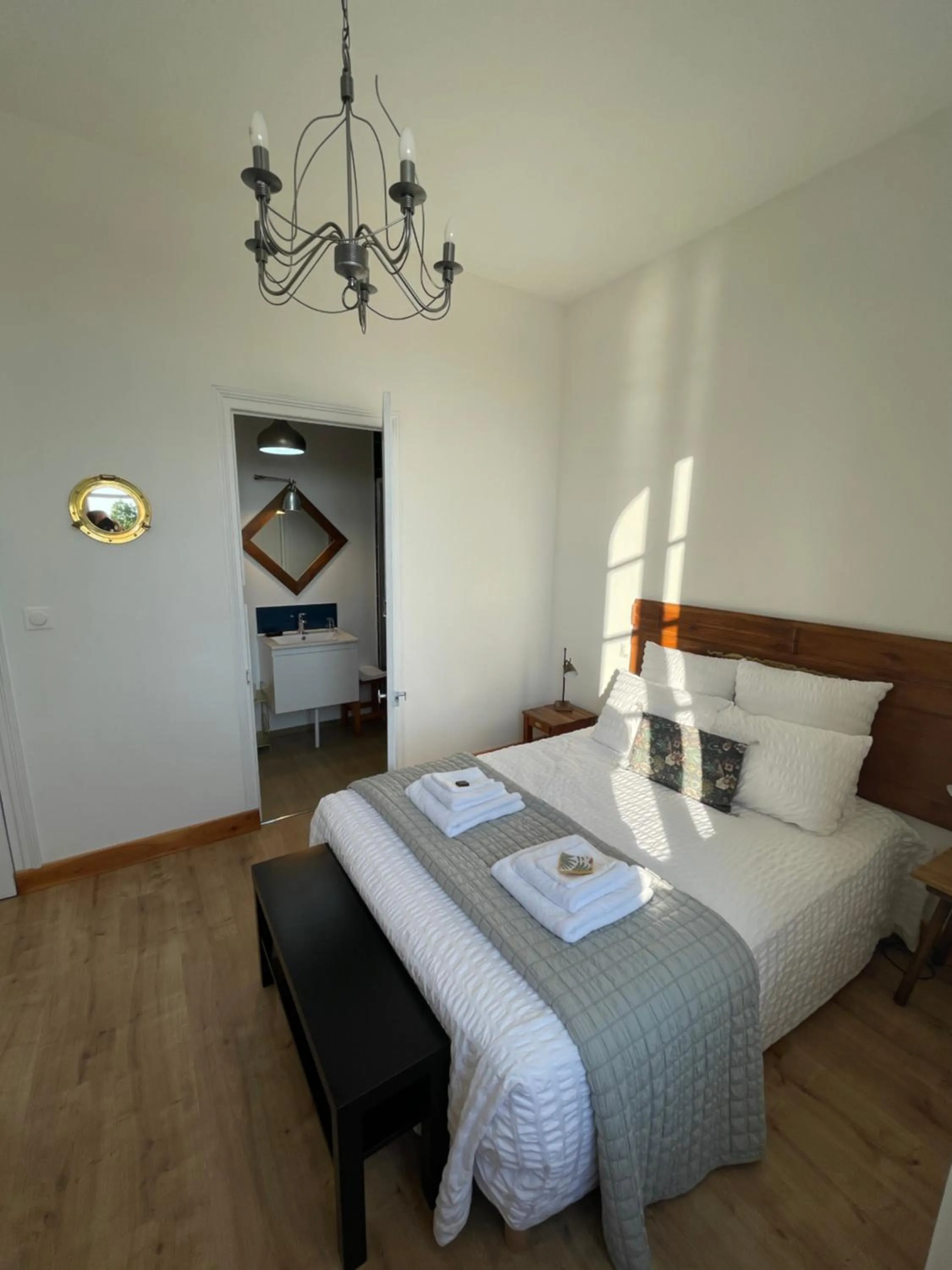 Bedroom, Bed in La Houache Chambres d'Hôtes