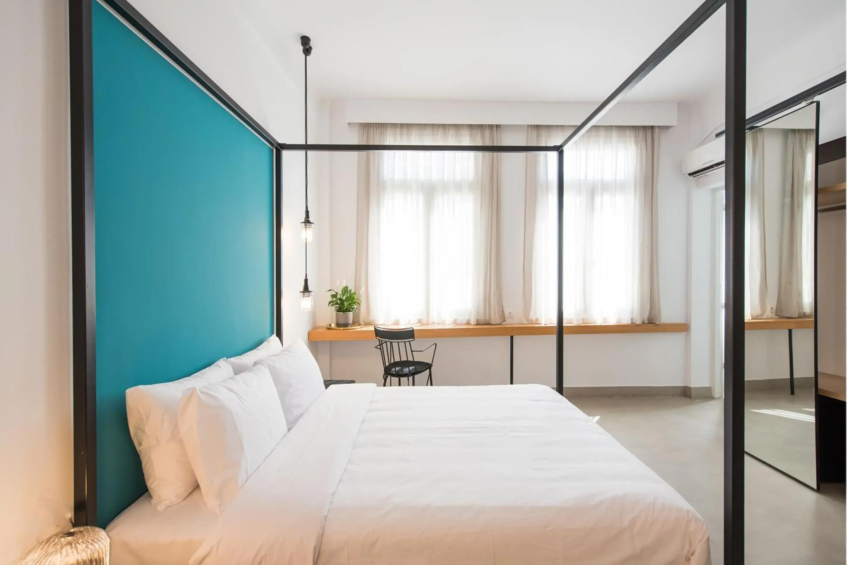 Bed in MONK Monastiraki Suites Bed in MONK Monastiraki Suites