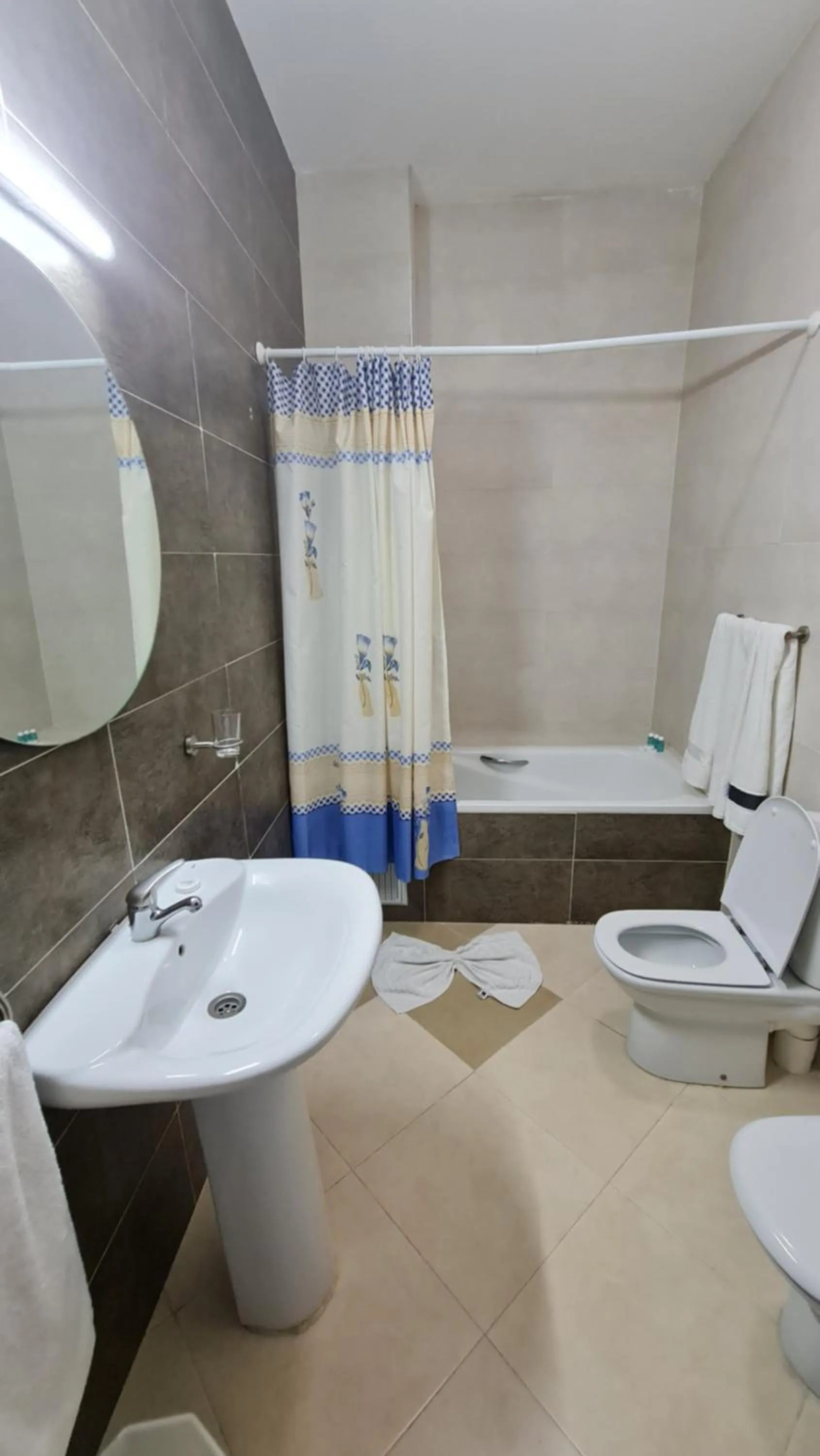 Hotel La Corniche Fnideq