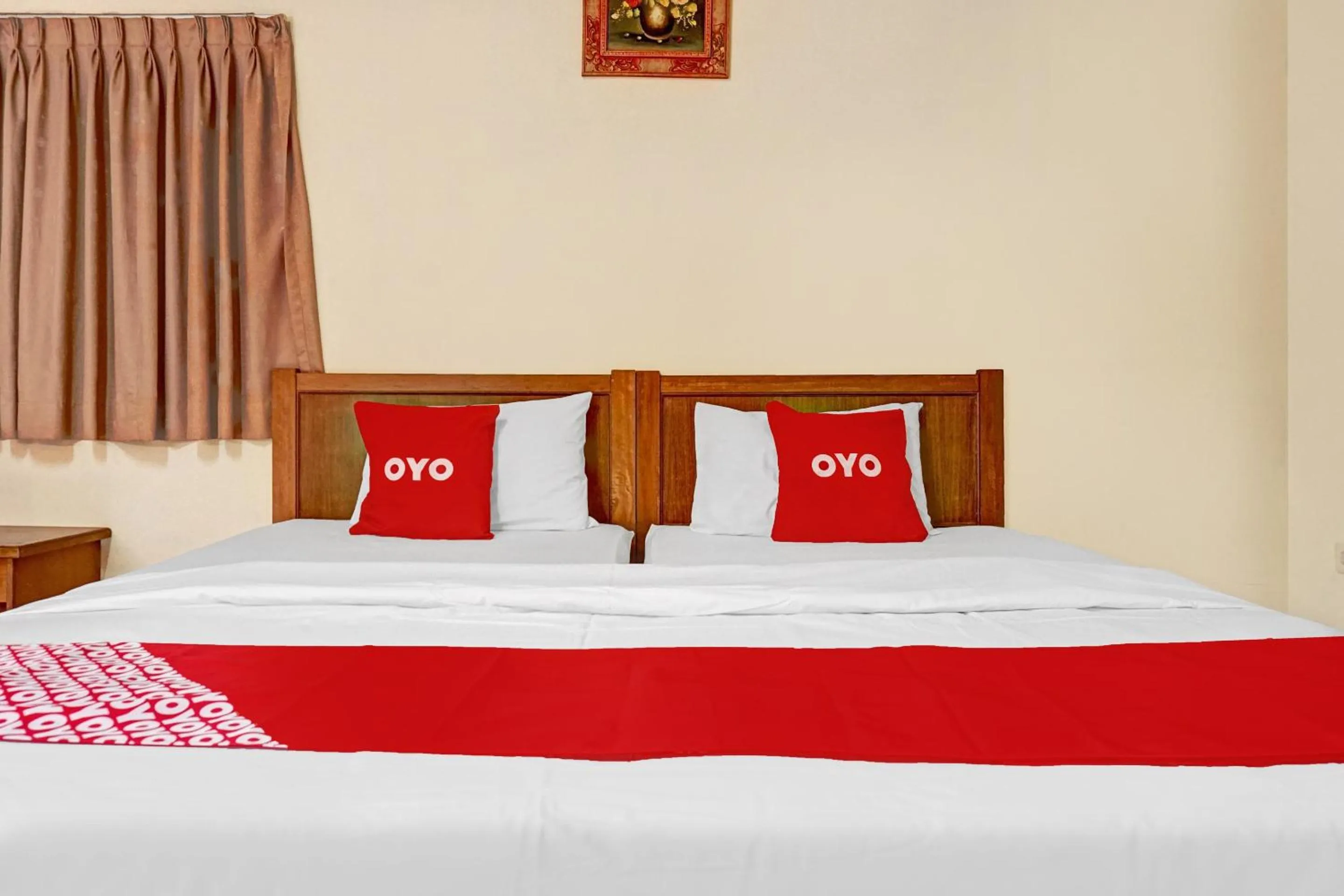 Bed in Hotel O 90596 Hotel Griya Astoeti