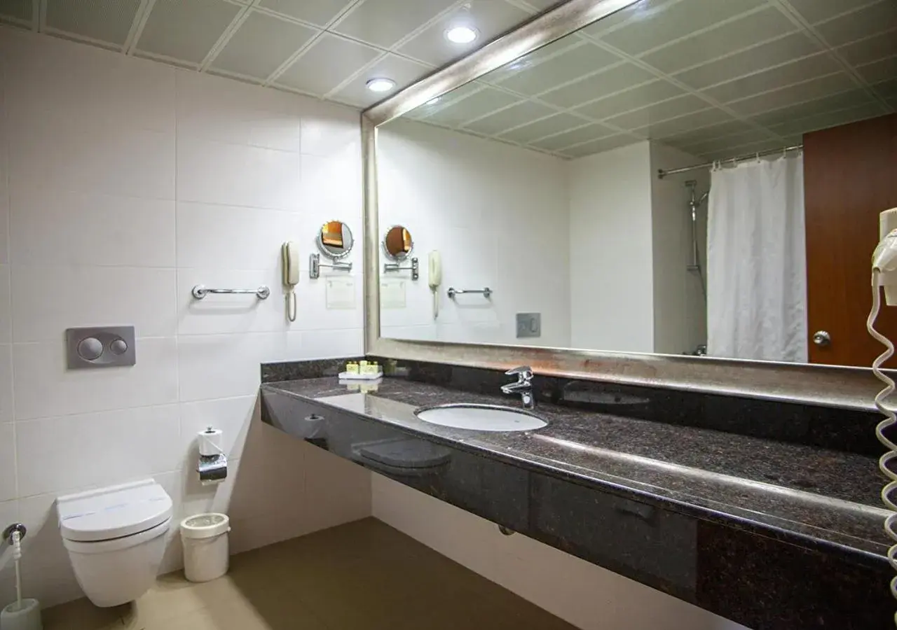 Superior Family Room in Özkaymak Select Resort Hotel - Ultra All Inclusive Superior Family Room in Özkaymak Select Resort Hotel - Ultra All Inclusive
