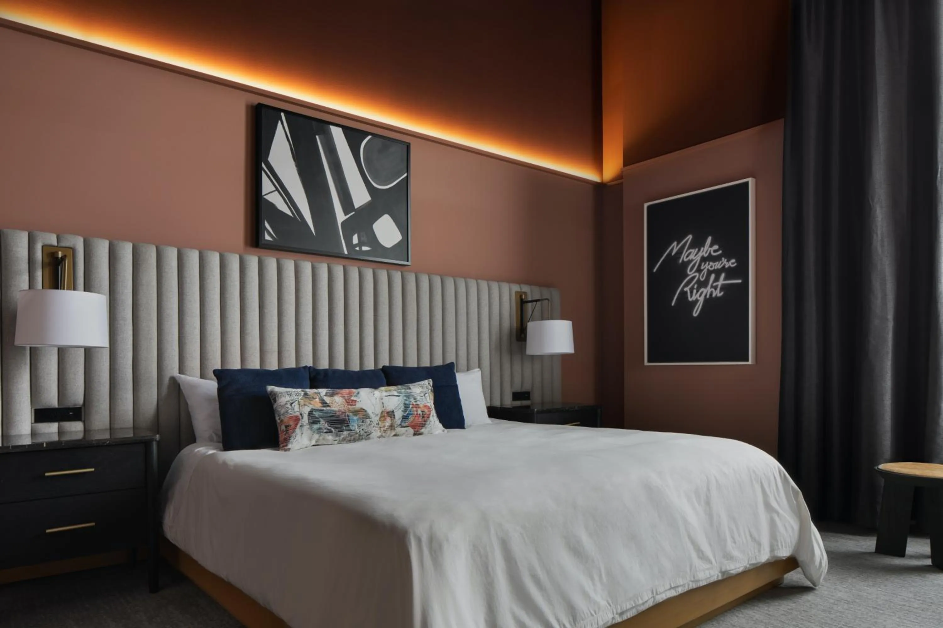 Bedroom, Bed in Kinn Guesthouse Downtown