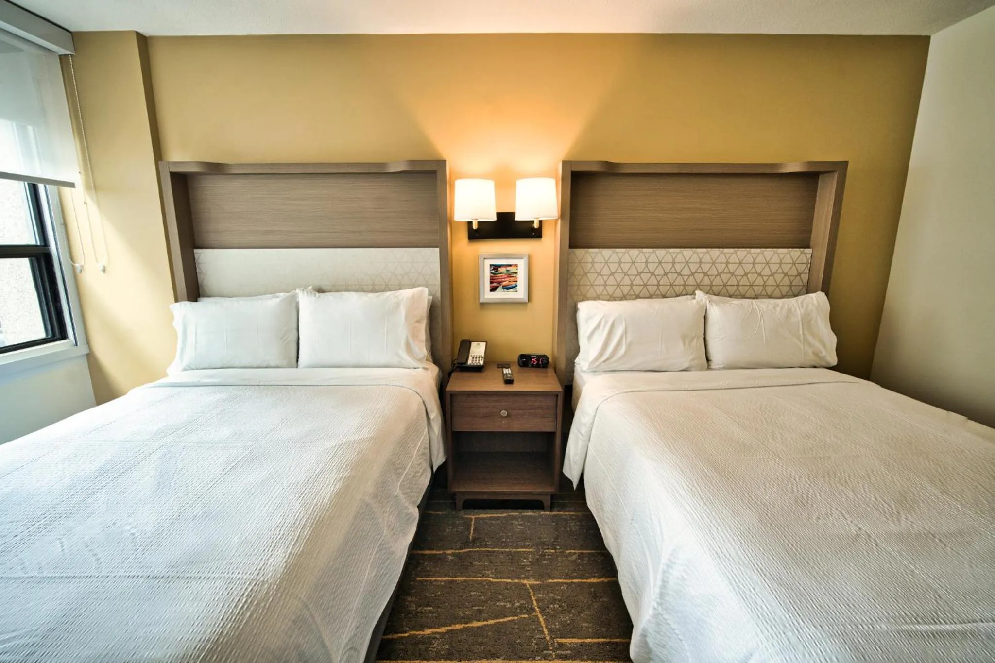 Photo of the whole room, Bed in Holiday Inn Toronto Downtown Centre by IHG