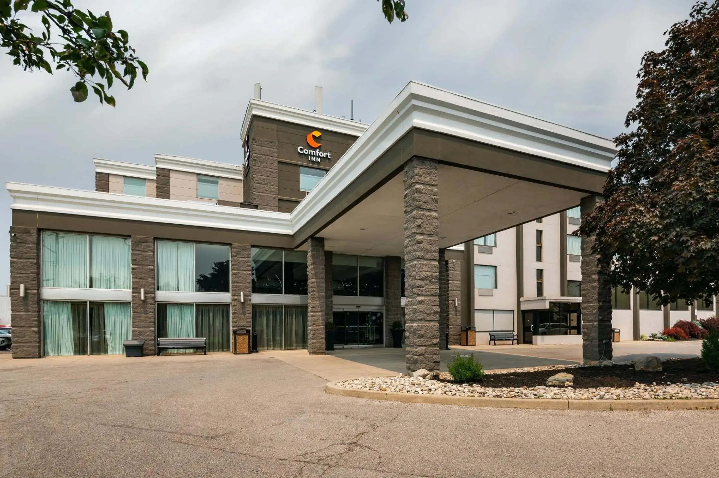 Comfort Inn & Conference Centre Toronto Airport Comfort Inn & Conference Centre Toronto Airport