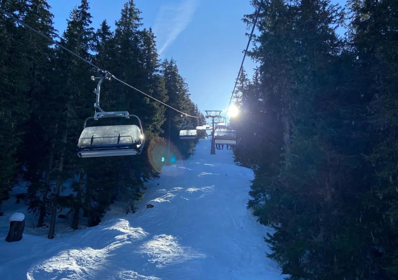 Skiing in Hotel Bad Hofgastein - The STORKS - Adults Only