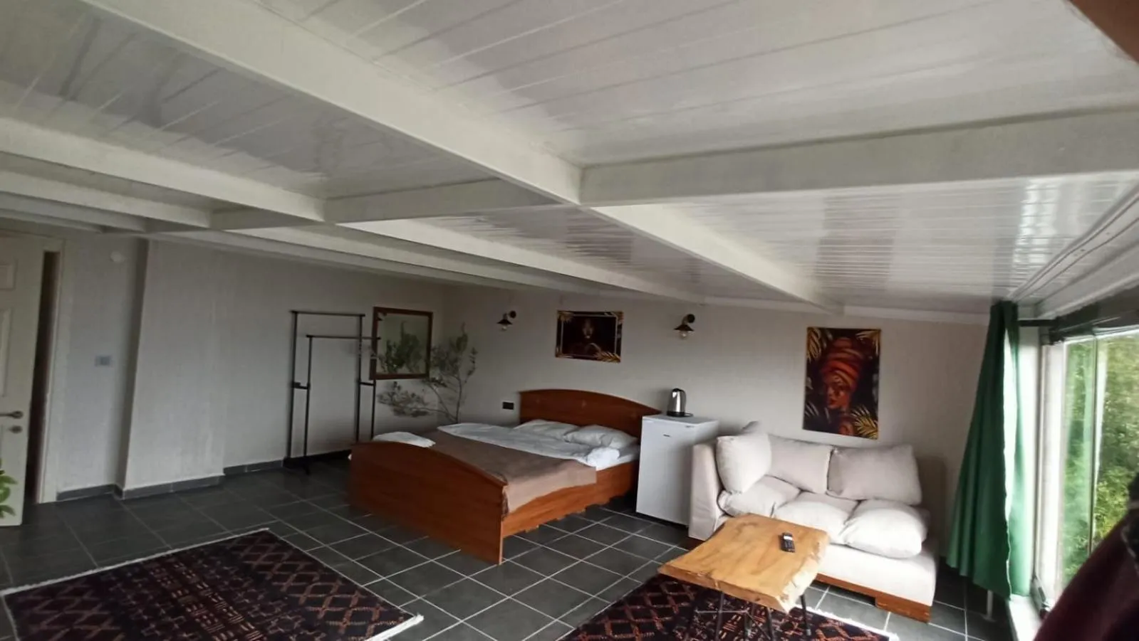 Lake view, Bed in Gölyaka Hotel