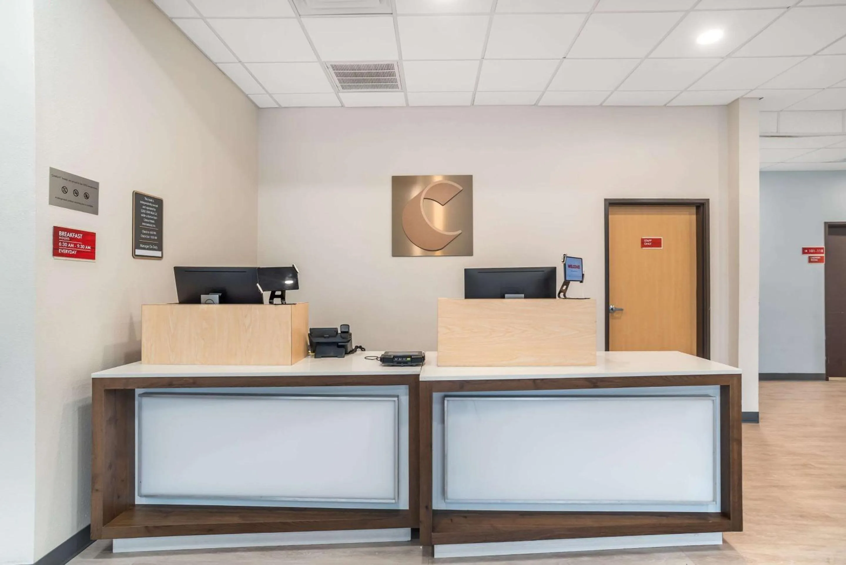 Lobby or reception in Comfort Inn Miramar Beach-Destin