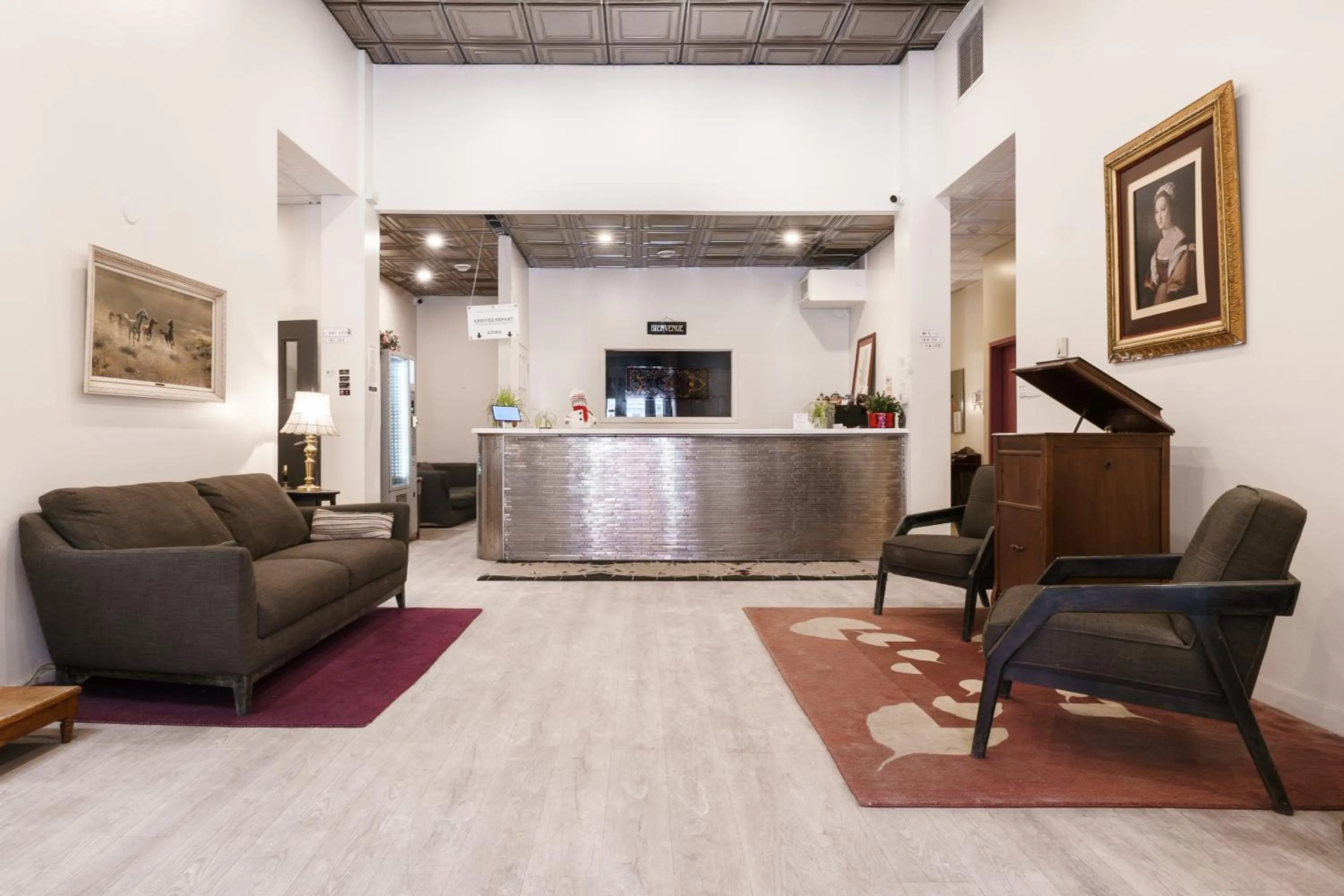 Lobby or reception in Hotel Auberge Manoir Ville Marie