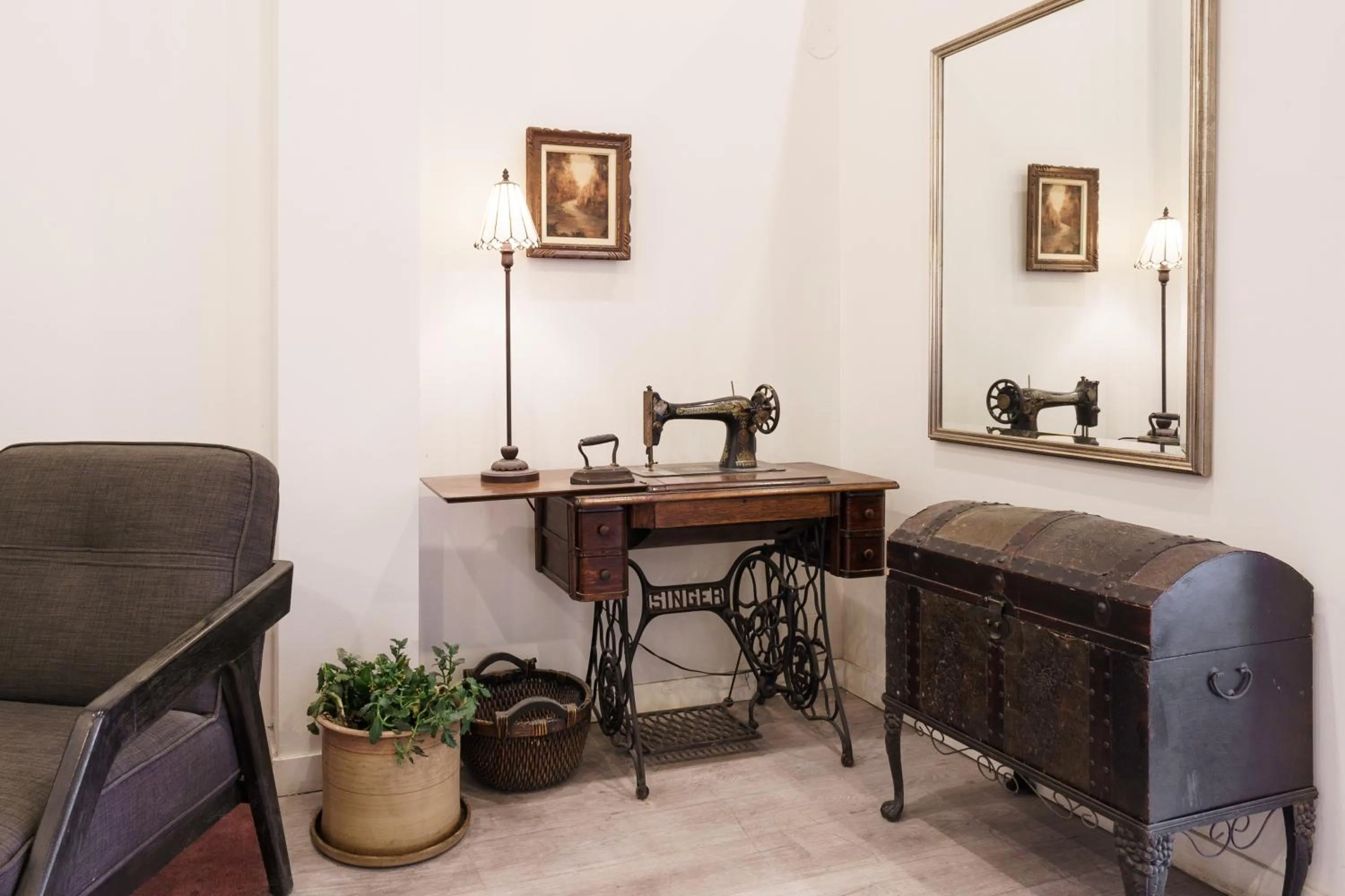 Lobby or reception in Hotel Auberge Manoir Ville Marie