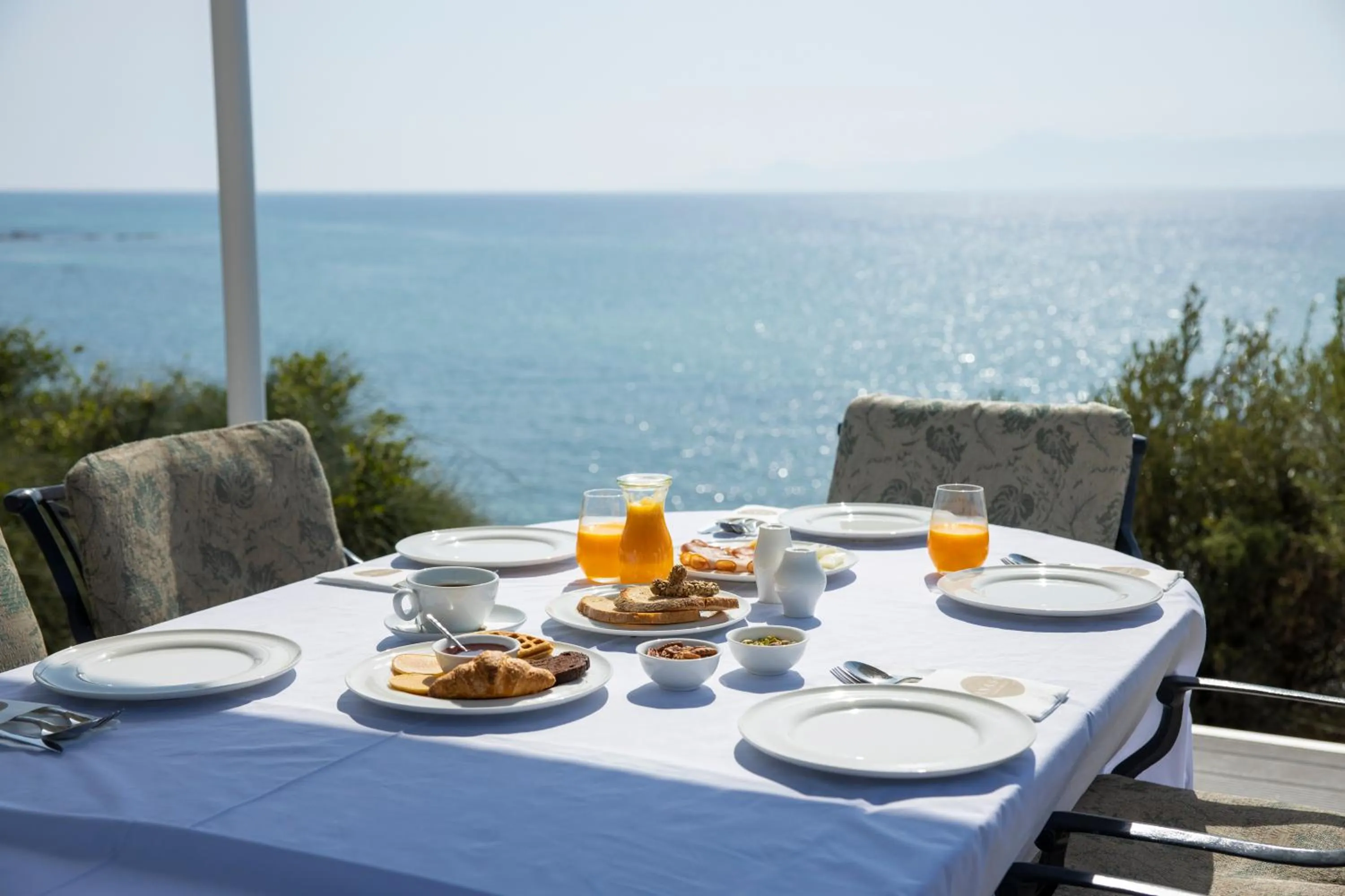 Restaurant/places to eat in Anasa Luxury Resort