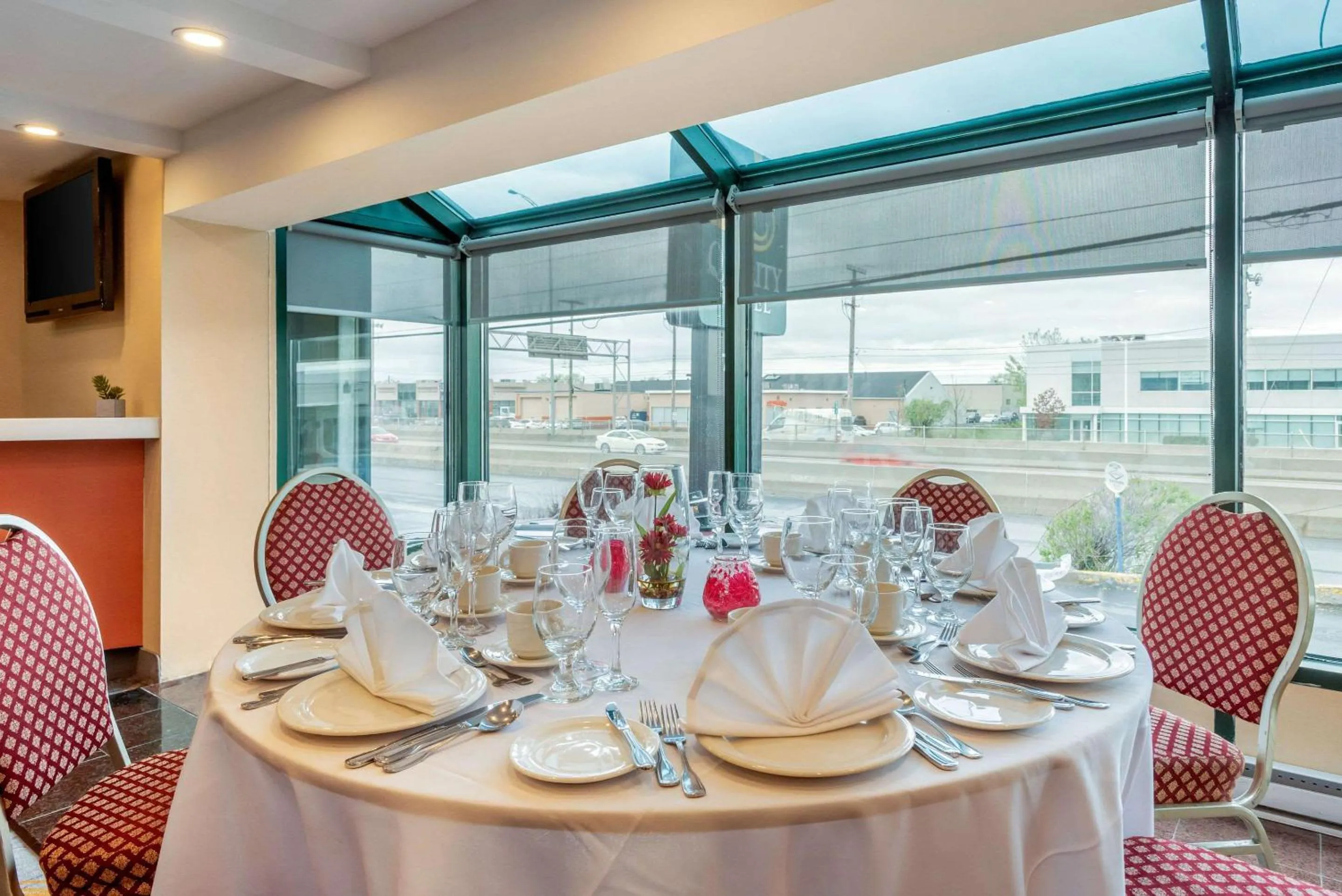 On site in Quality Hotel Dorval Aeroport