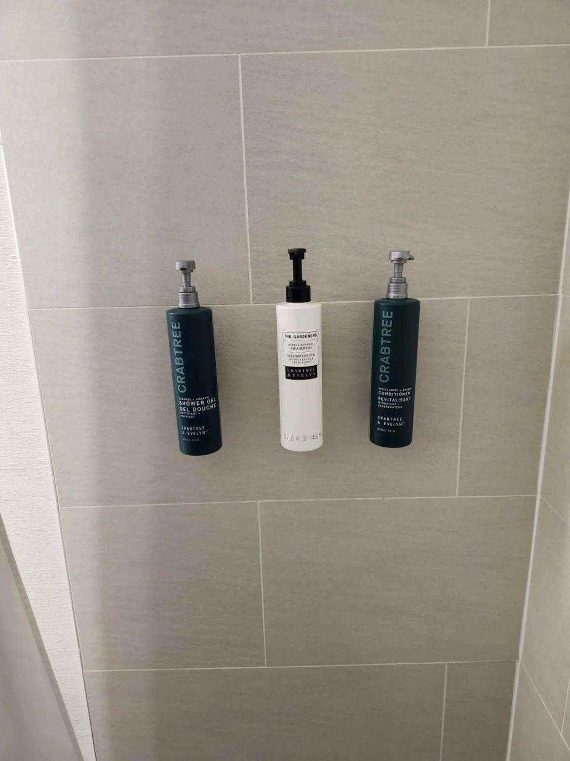 Property building in Hilton Garden Inn Montreal Airport