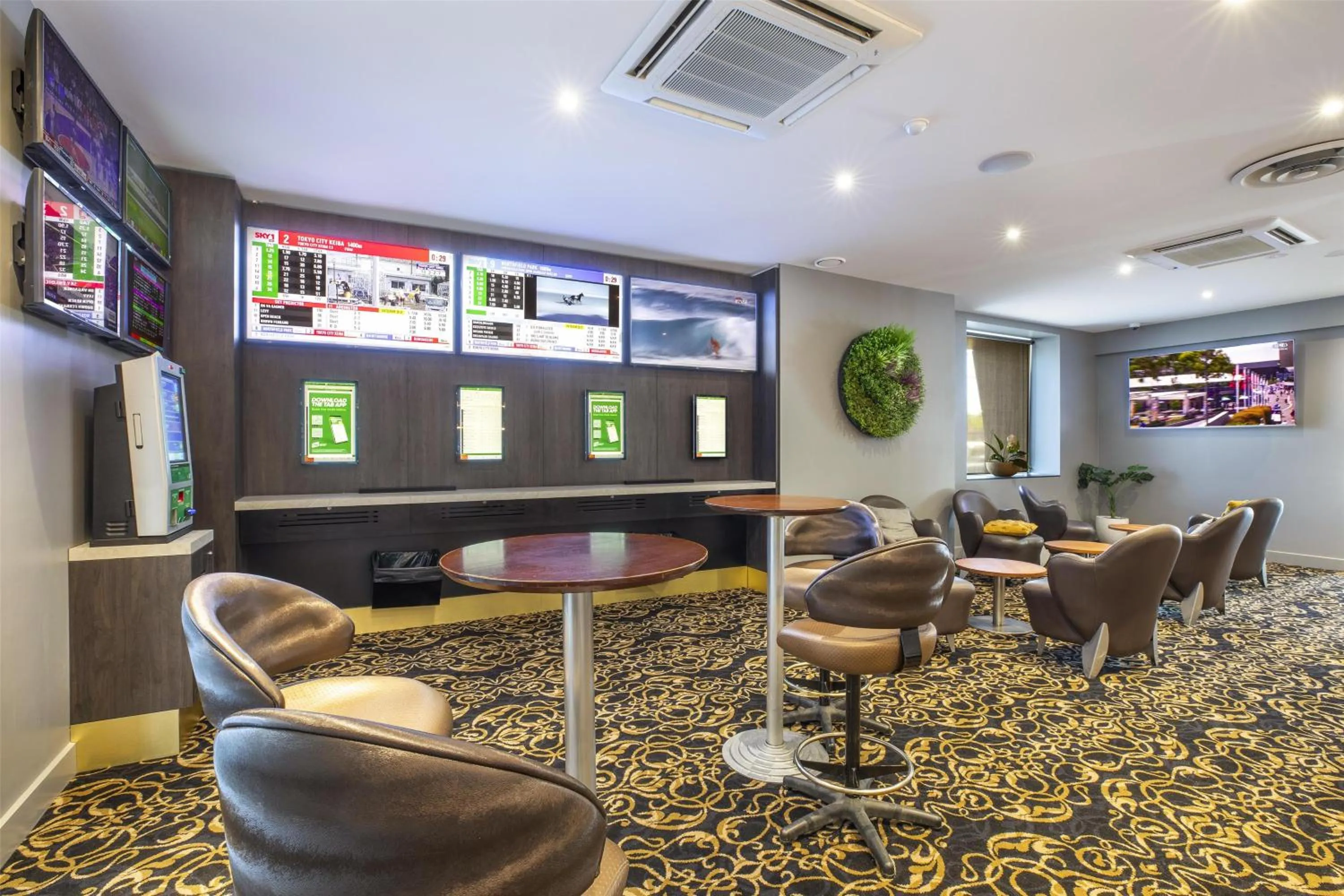 Lounge or bar in Royal Hotel by Nightcap Social