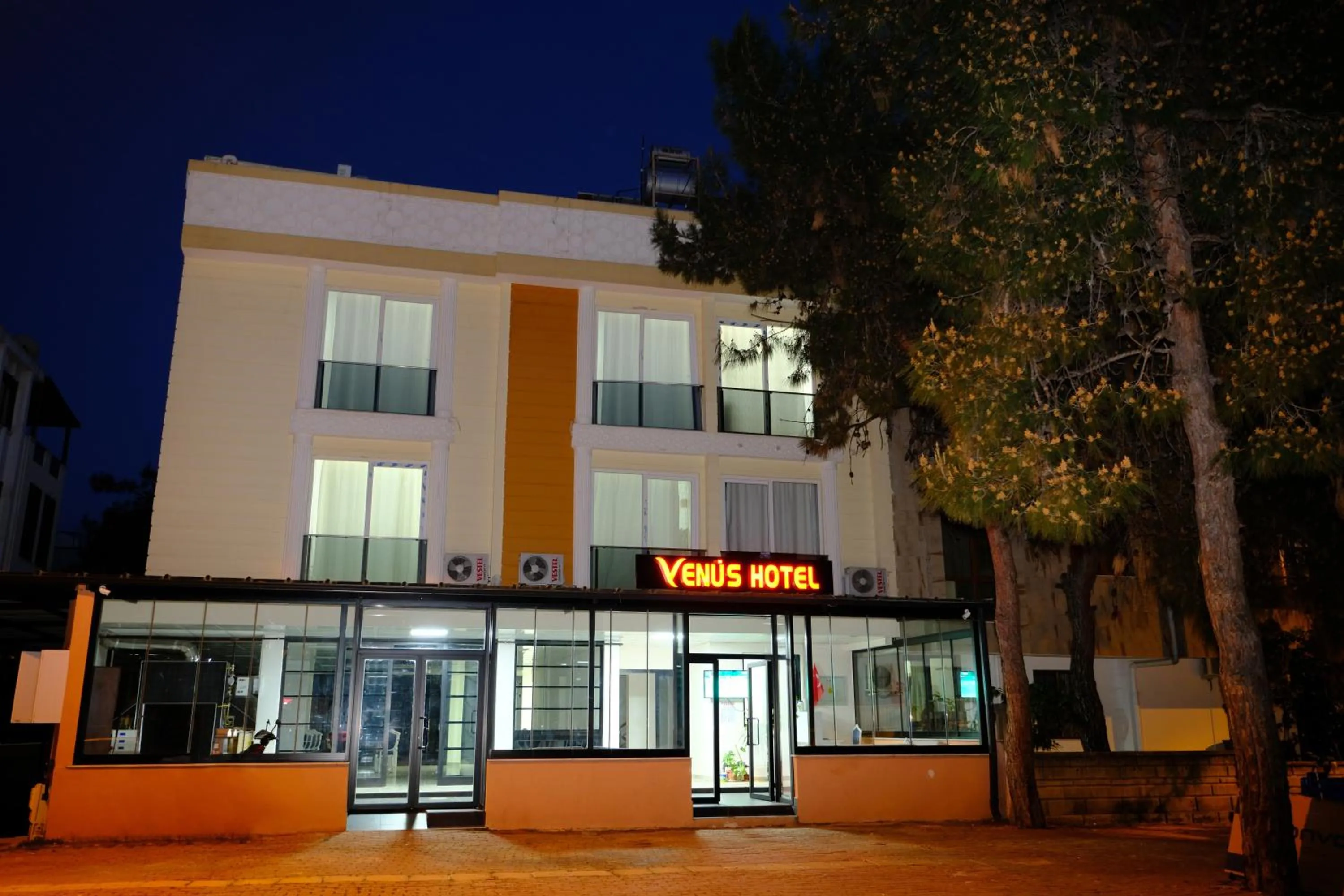 Property building in Venüs Hotel