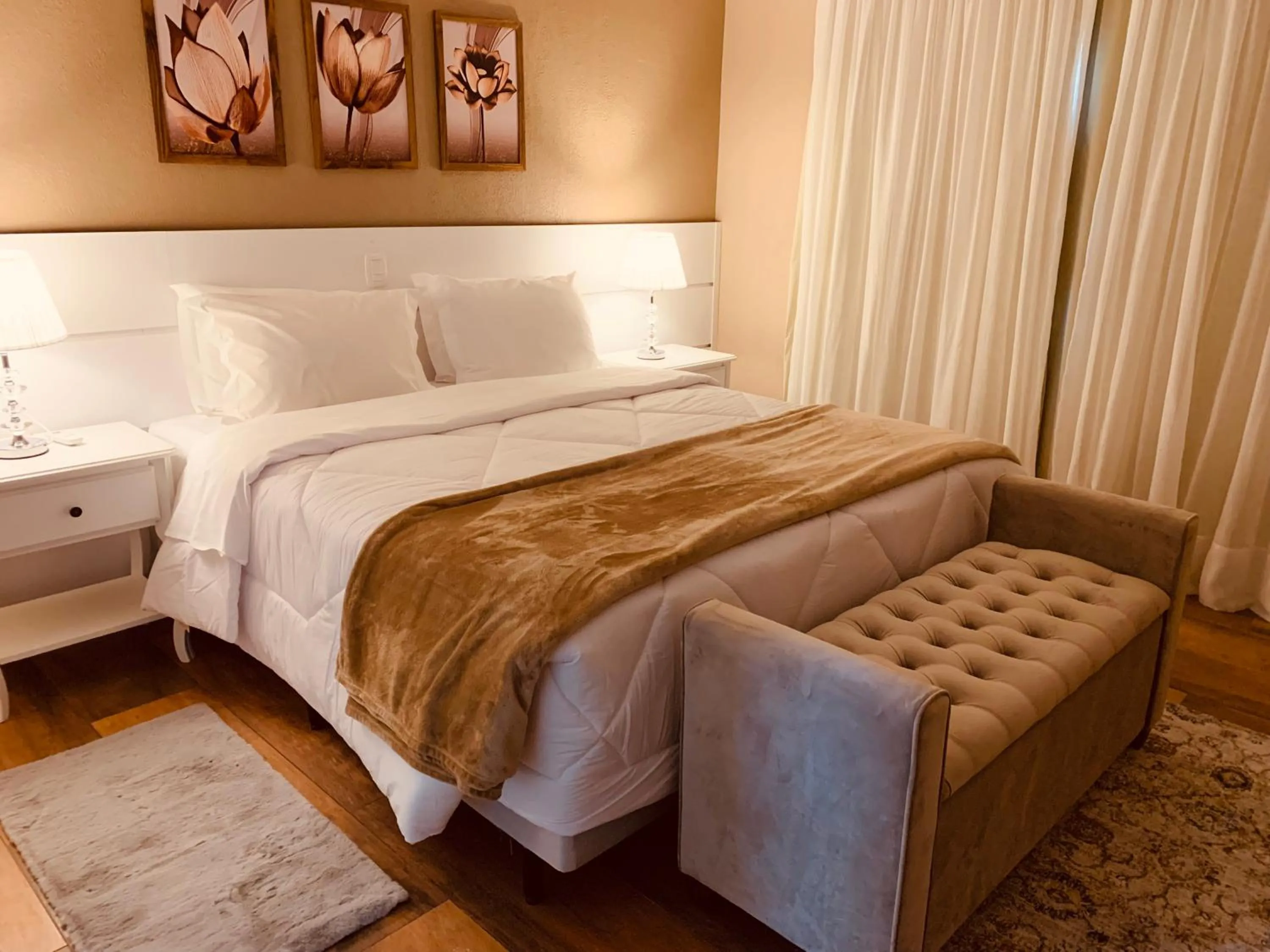 Photo of the whole room, Bed in Pousada Quinta do Vale