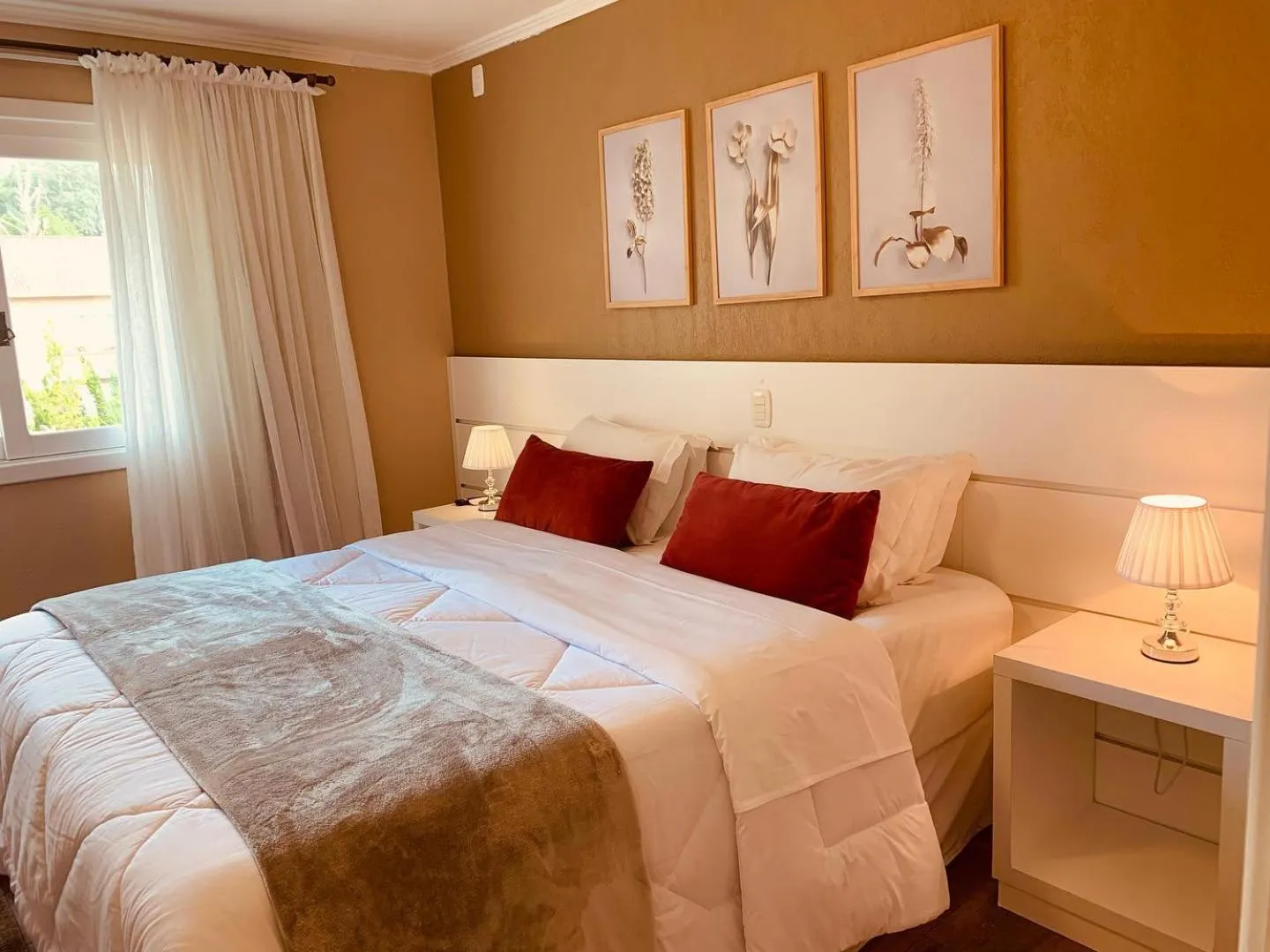 Photo of the whole room, Bed in Pousada Quinta do Vale