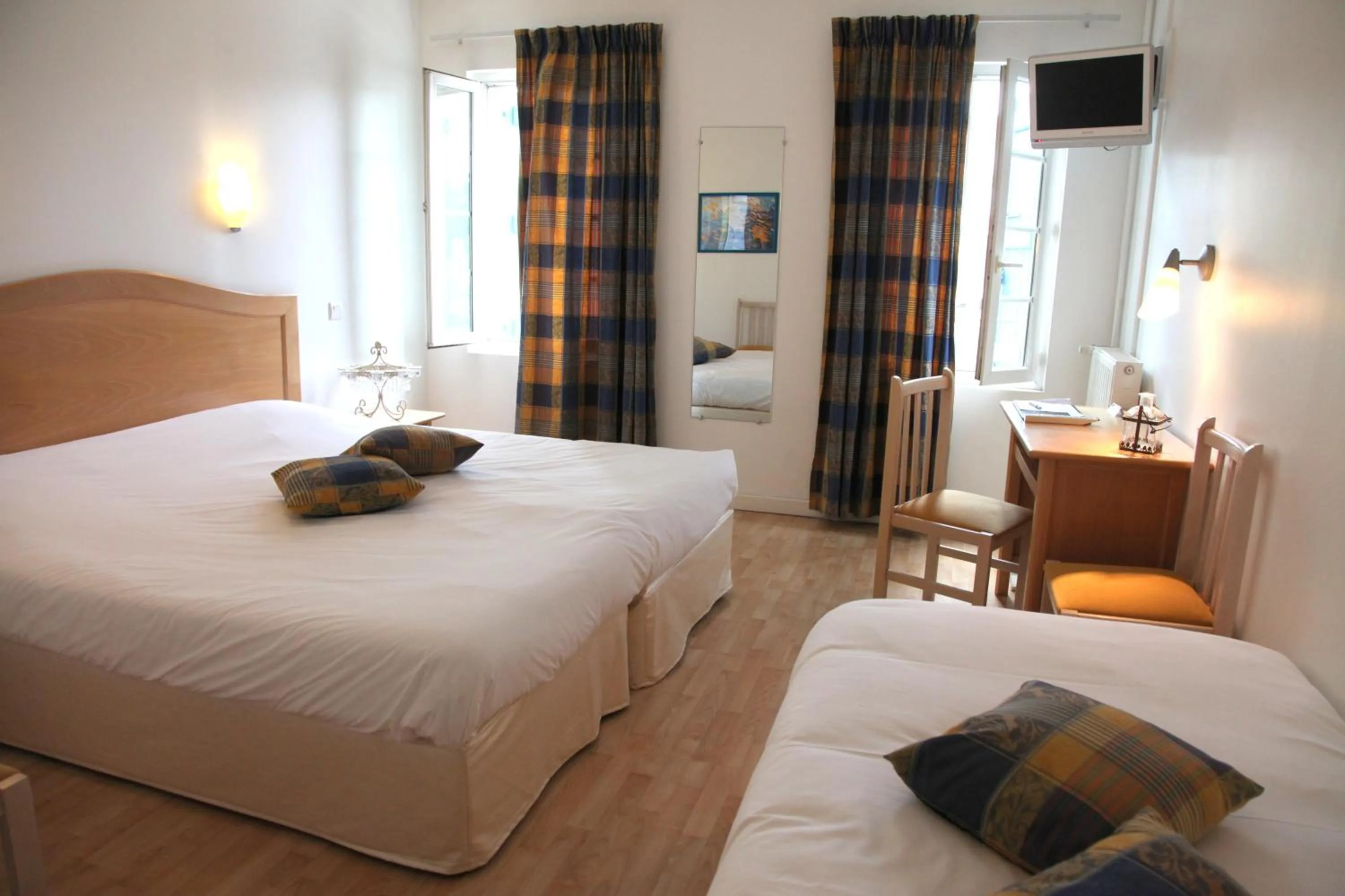 Bedroom, Bed in Le Continental