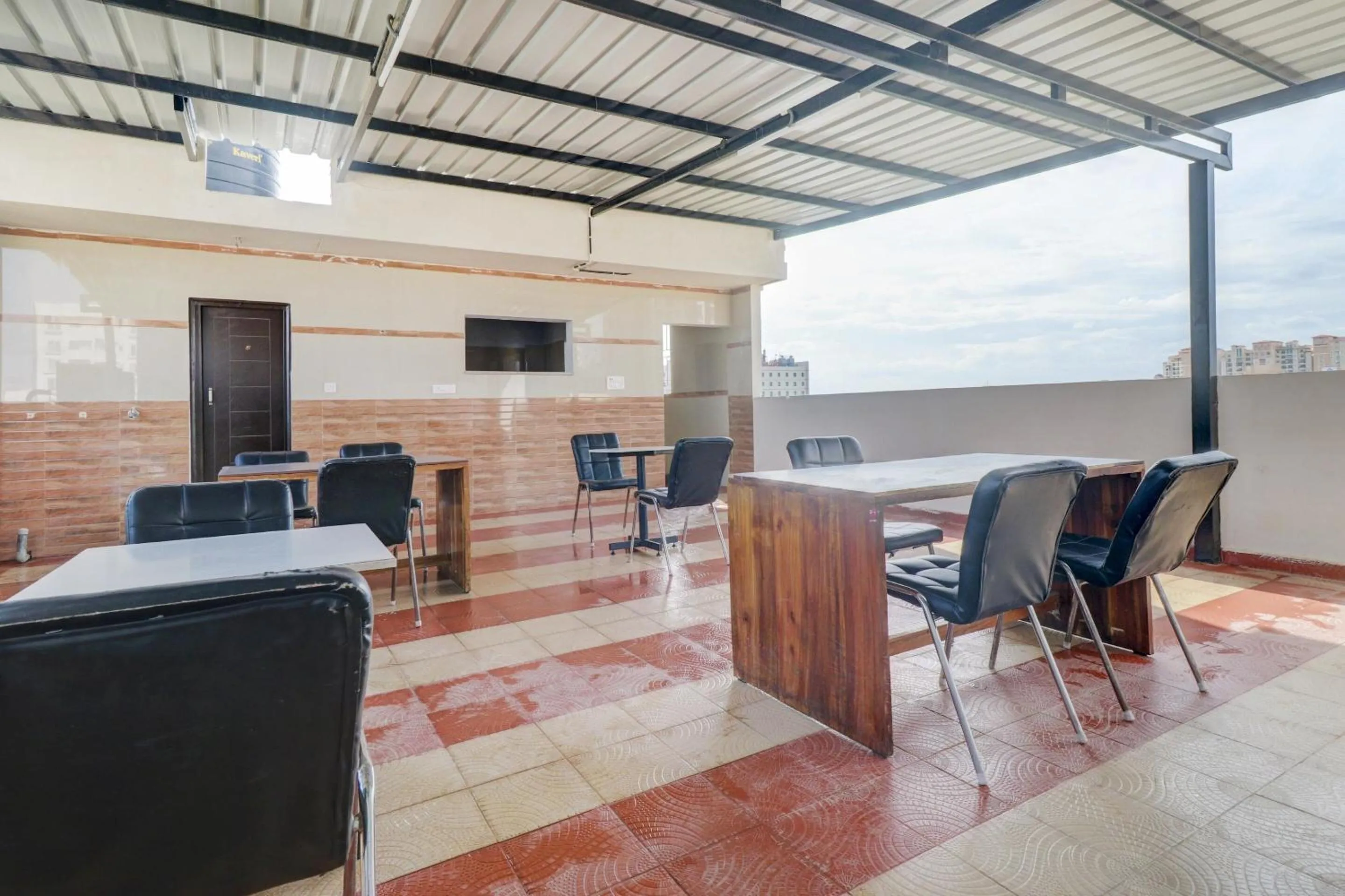 Other in Hotel O Elite Lifestyle Red Rose Near 7d Voyage