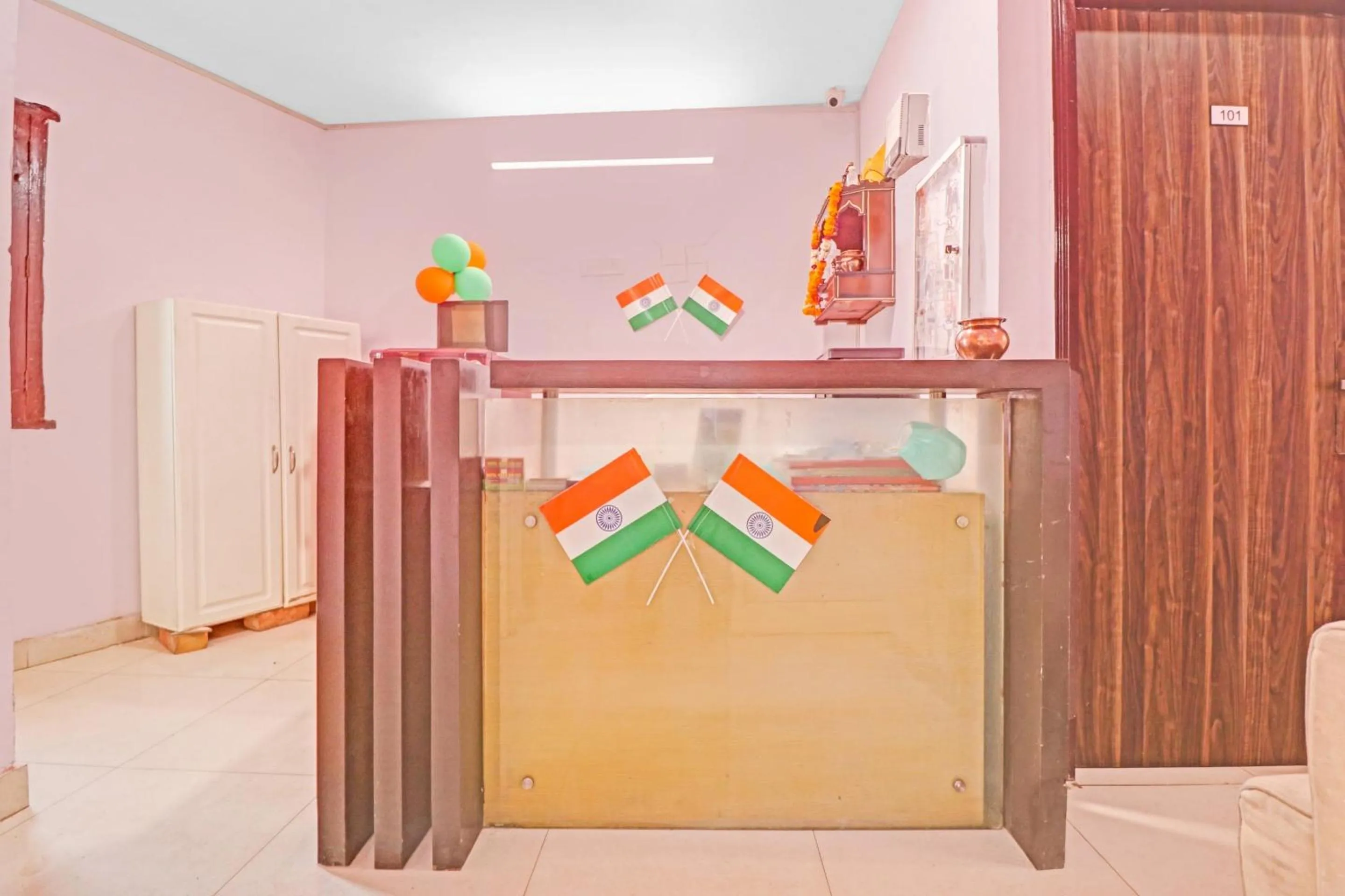 Lobby or reception in Hotel O Cherry Inn