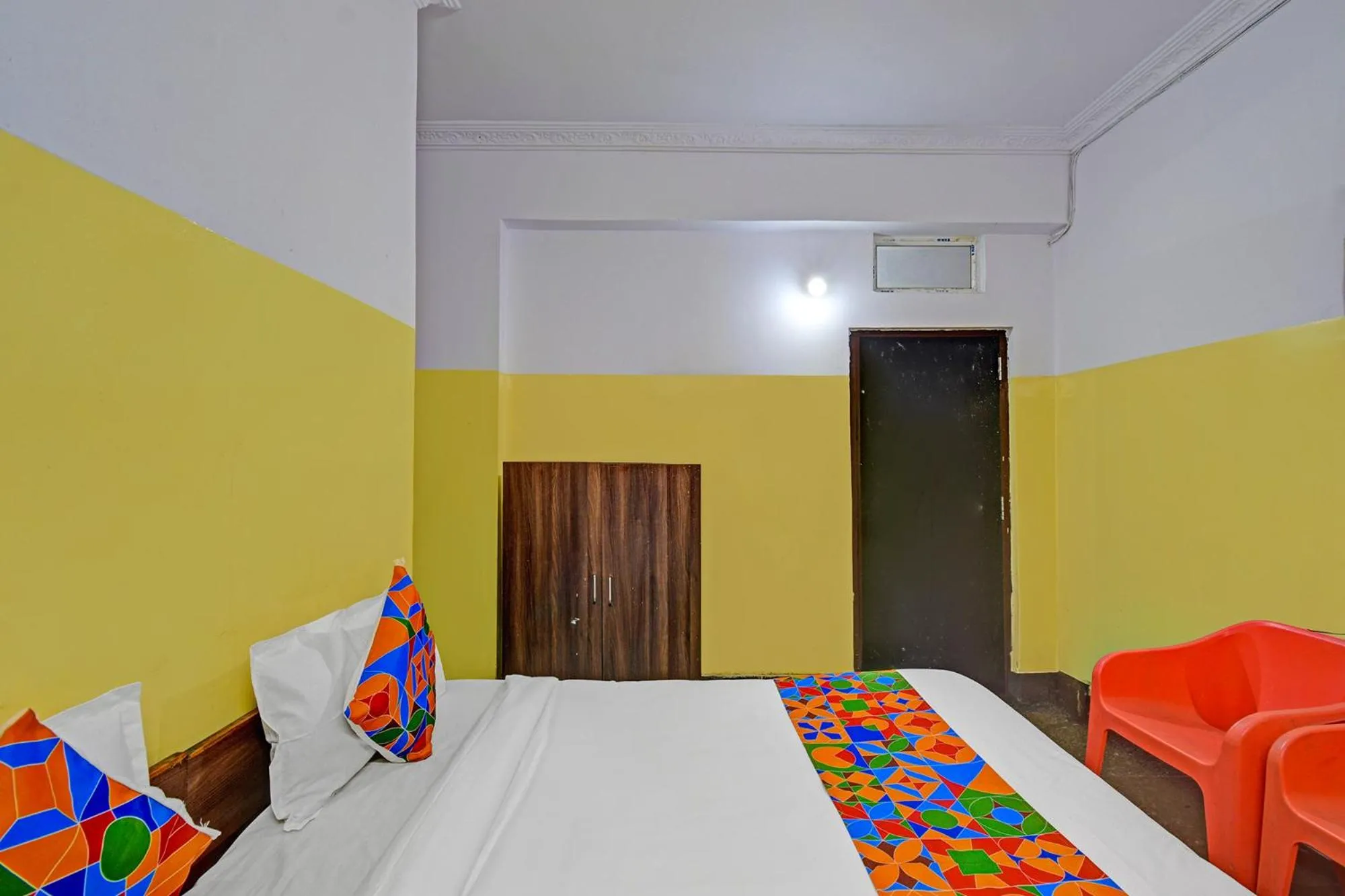 Bed in FabHotel Mohith Gokul