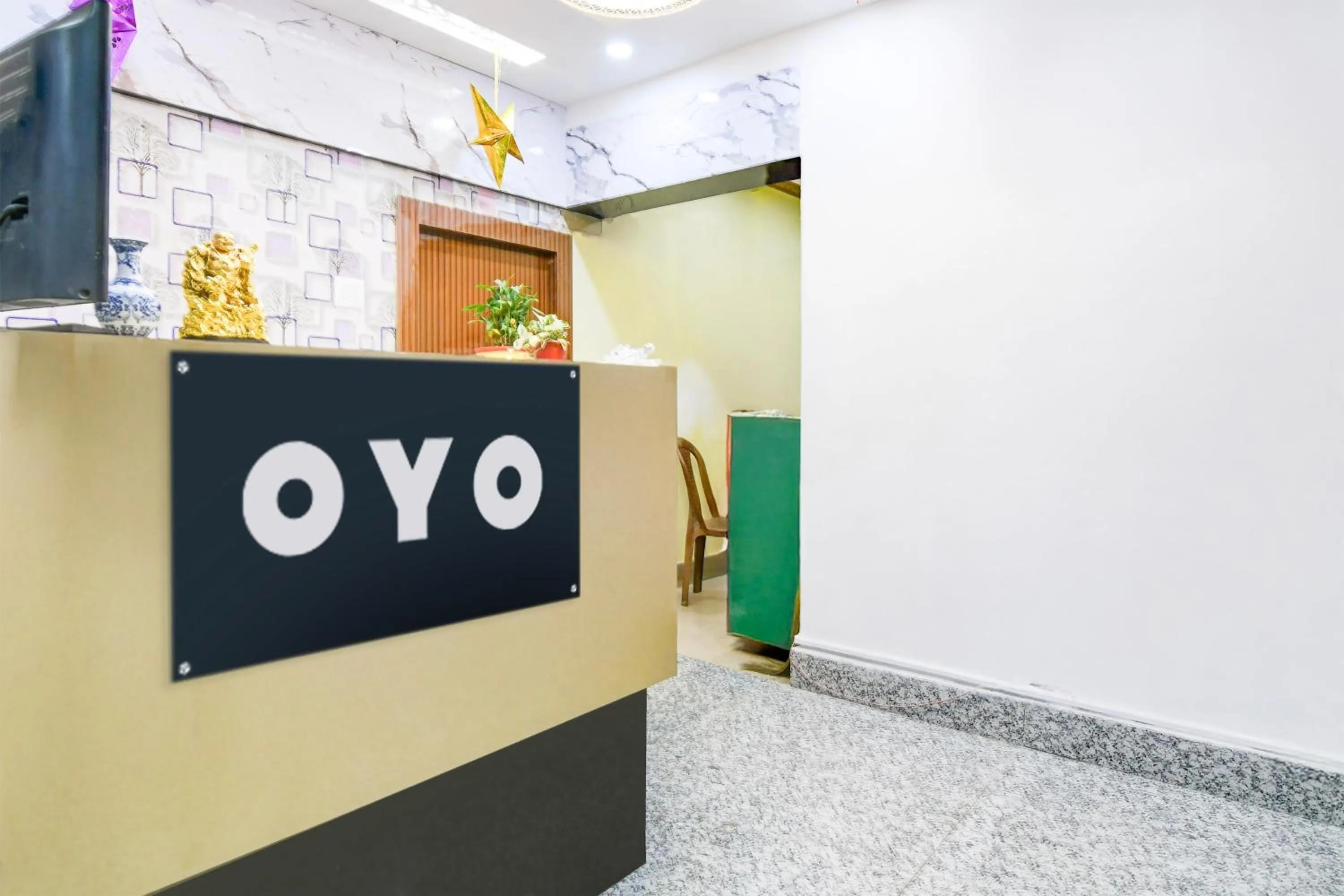 Lobby or reception in Super Hotel Continental Restuarant & Cafe