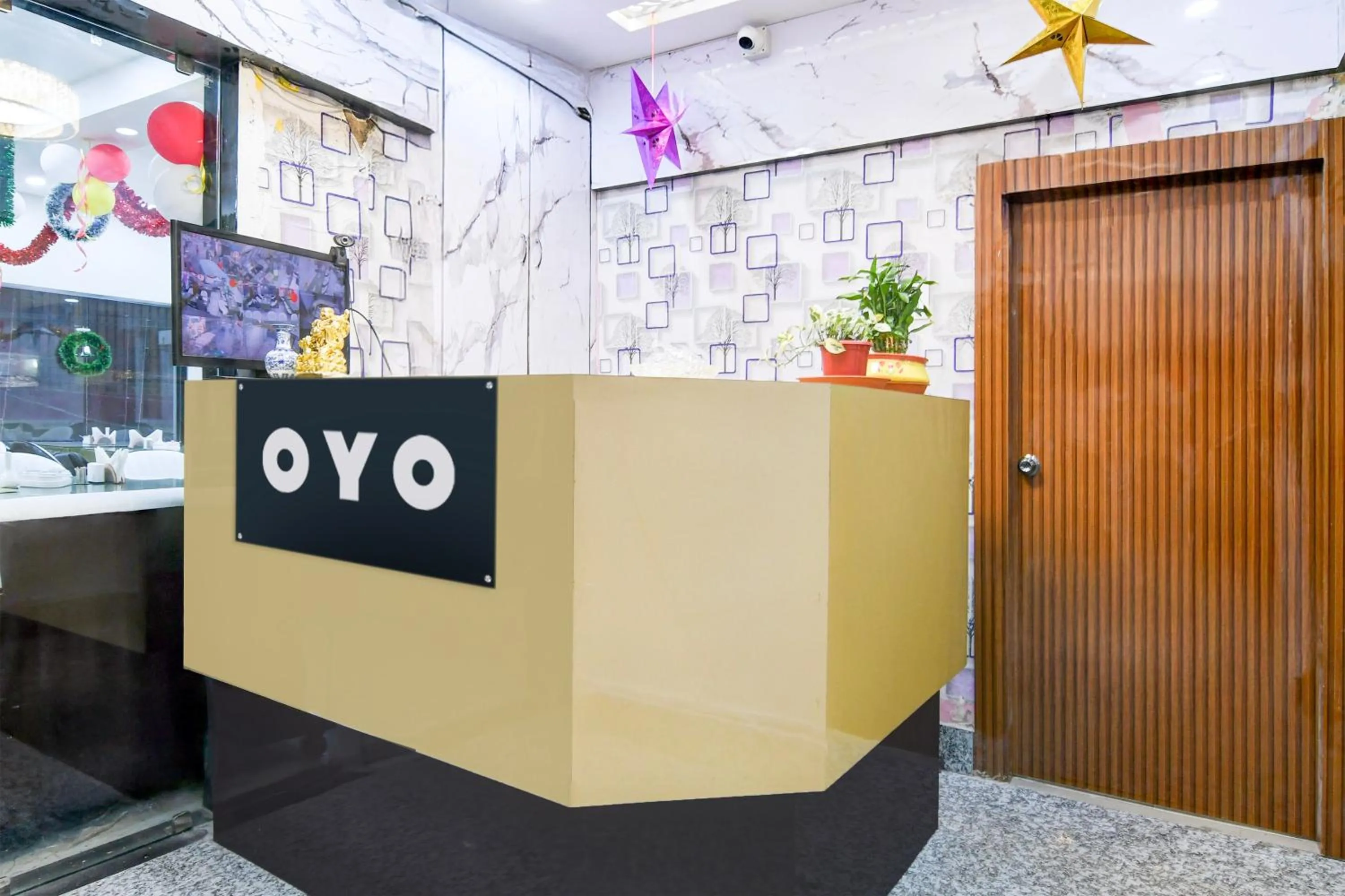 Lobby or reception in Hotel Continental Restuarant & Cafe