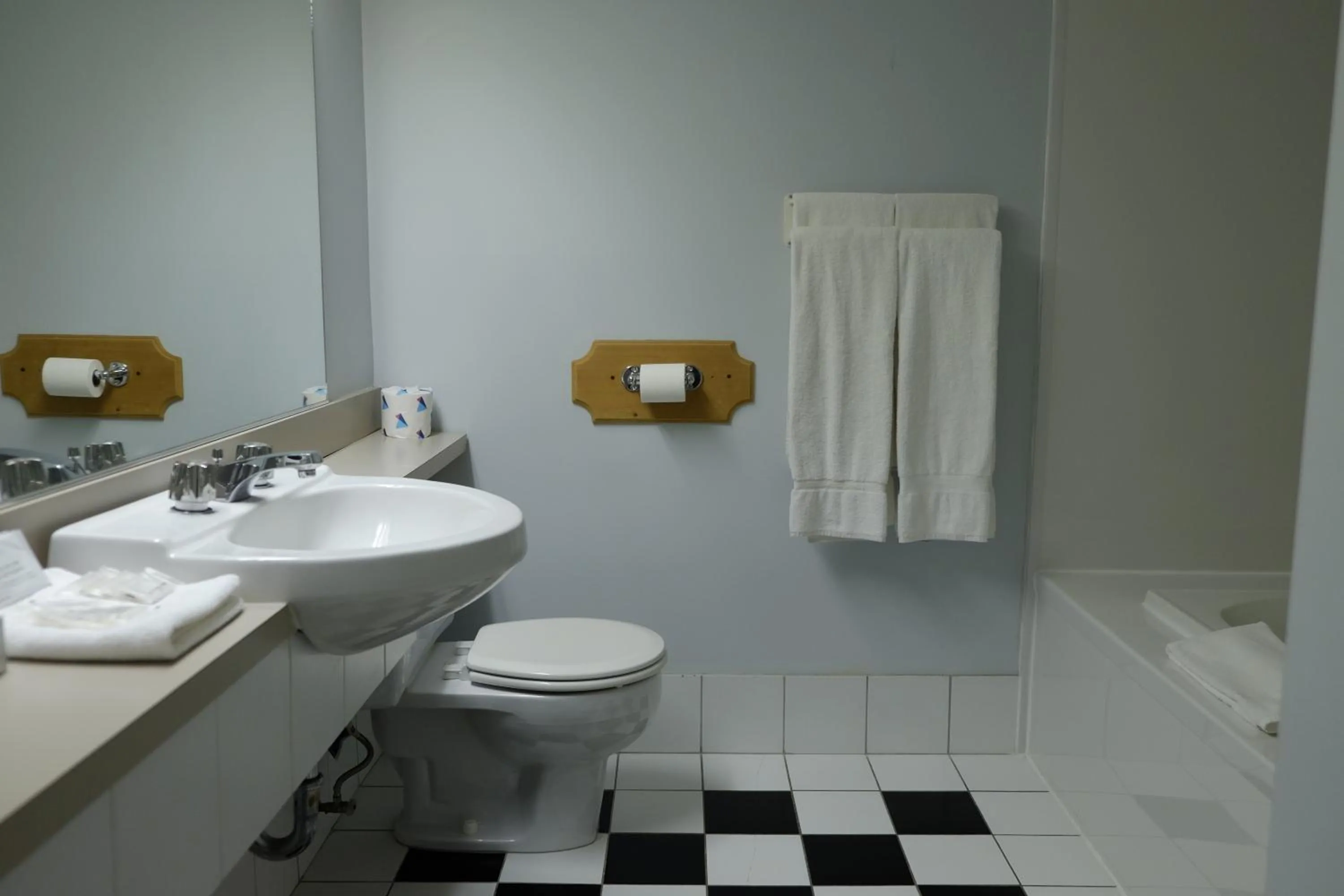Bathroom in Auberge La Camarine