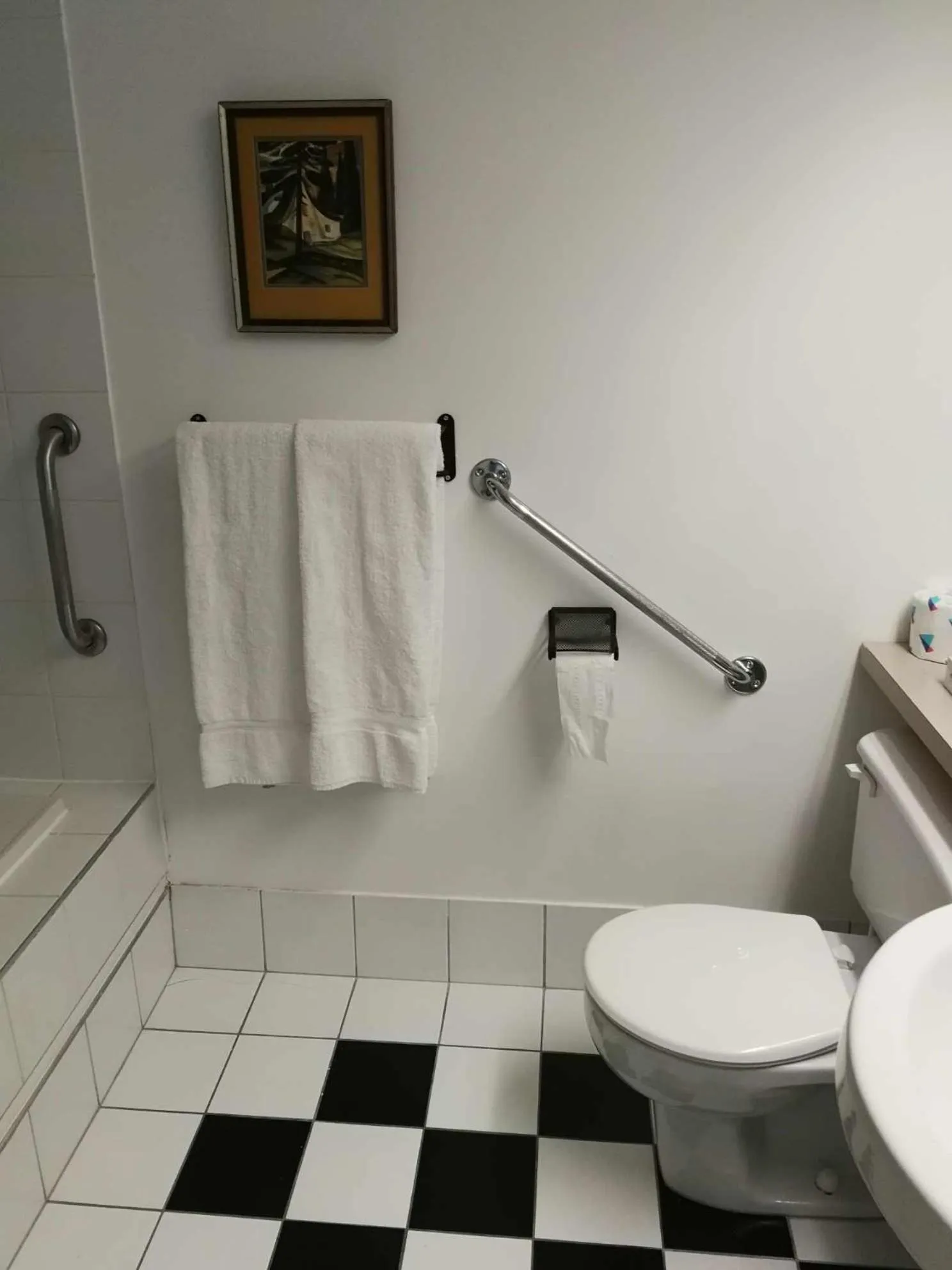 Bathroom in Auberge La Camarine